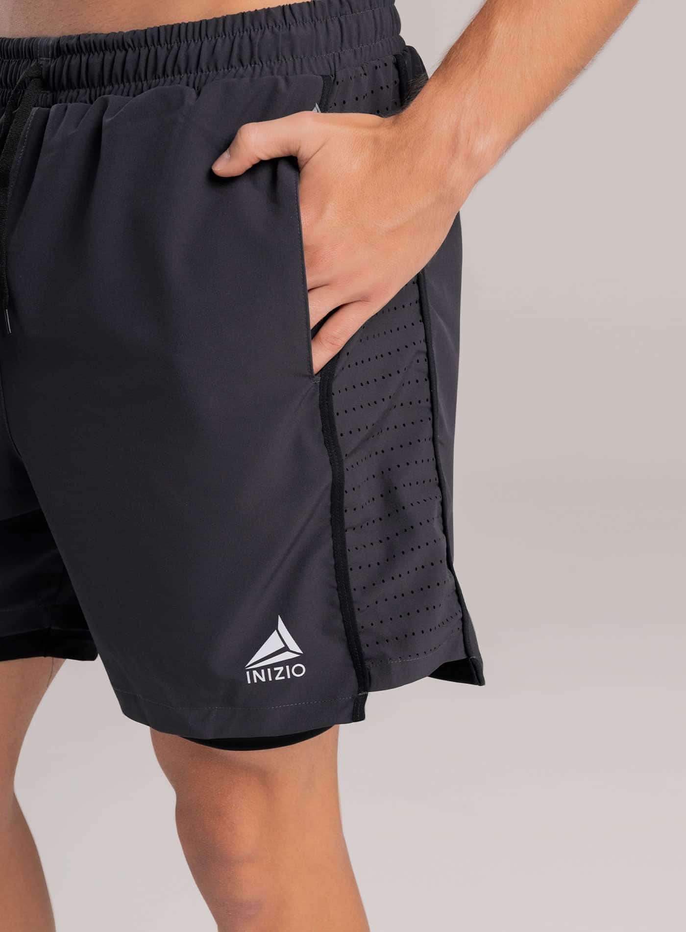 PANTALONETA DEPORTIVA SEMI IMPERMEABLE CORTE LASER INCLUYE SHORT INTERNO - miniatura 2