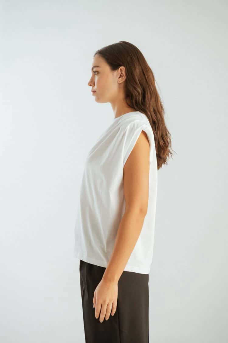 CAMISETA CON HOMBRERAS 178 - miniatura 2