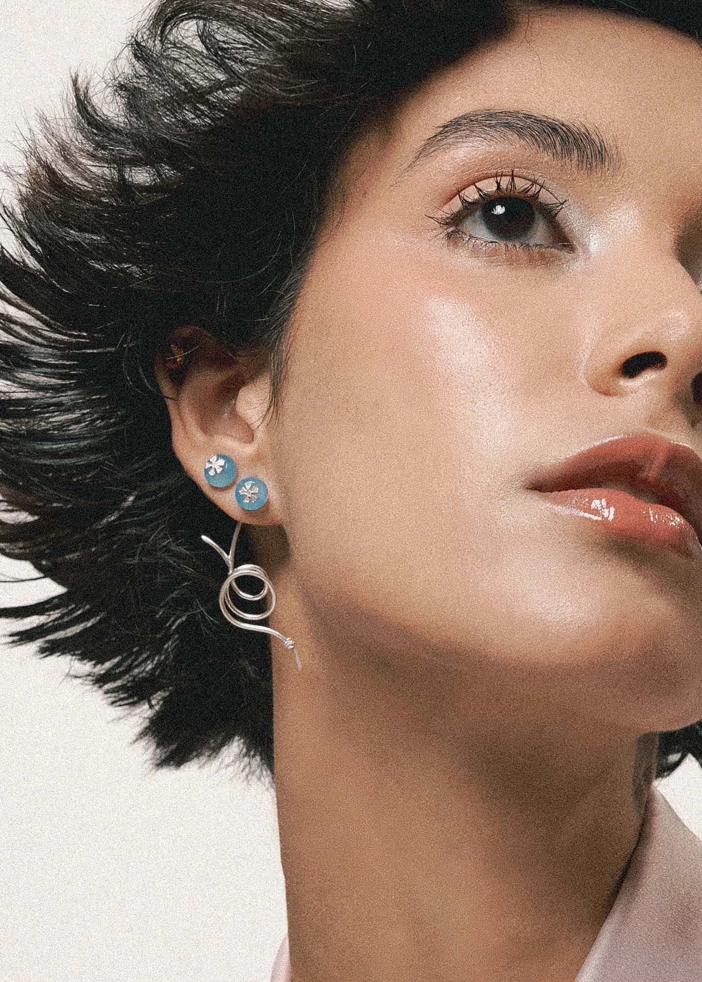 Air Aurora Stud Plata