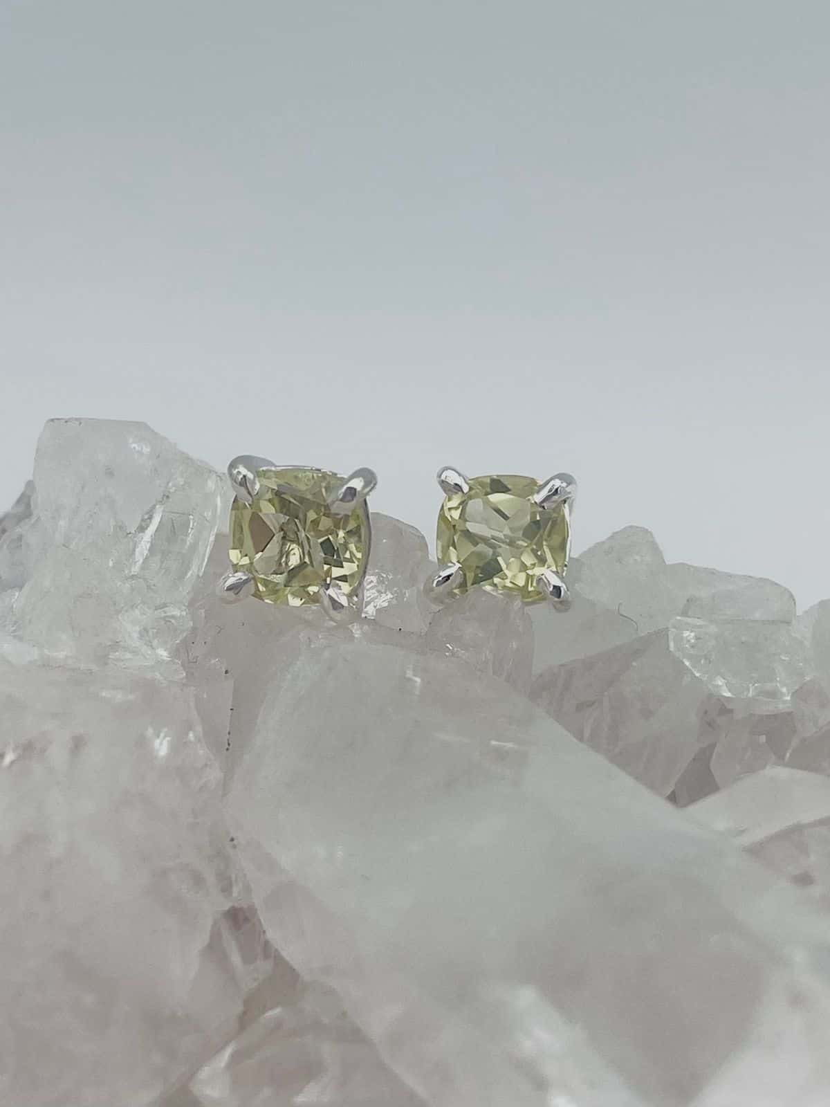 Aretes Cuarzo Limón cuadrados