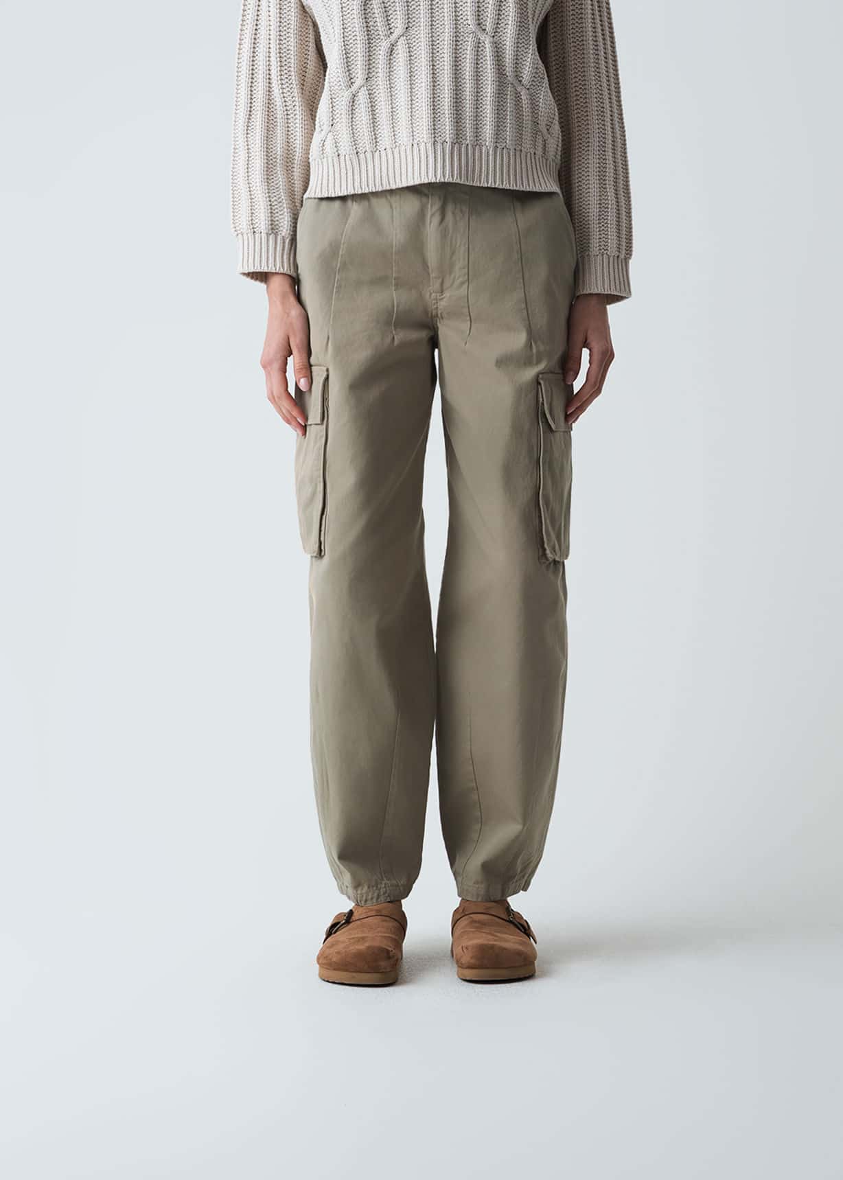 Pantalón Barrel tipo cargo