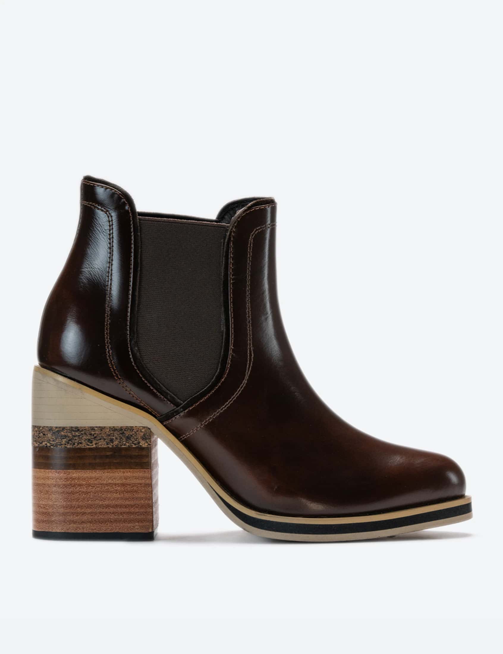 BOTIN ROMA CARAMELO