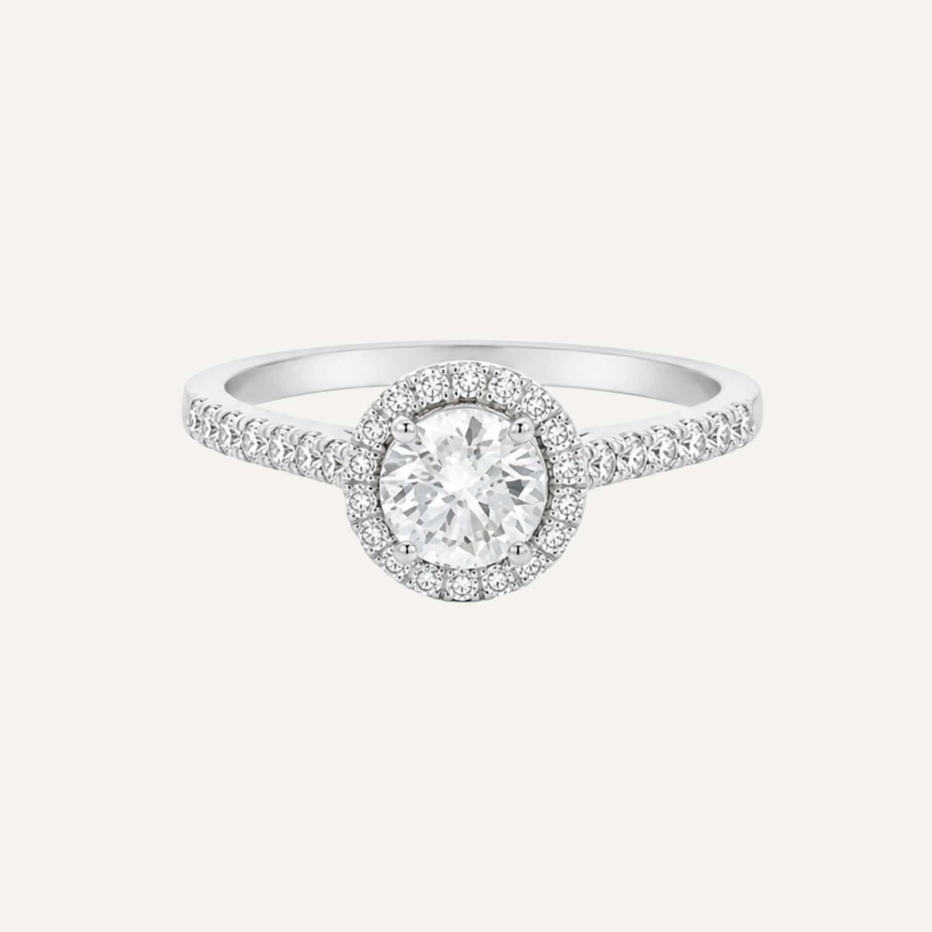 Anillo Halo engagement ring