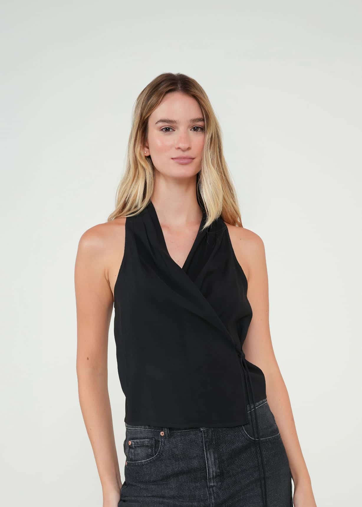 Camisa para anudar en costado
