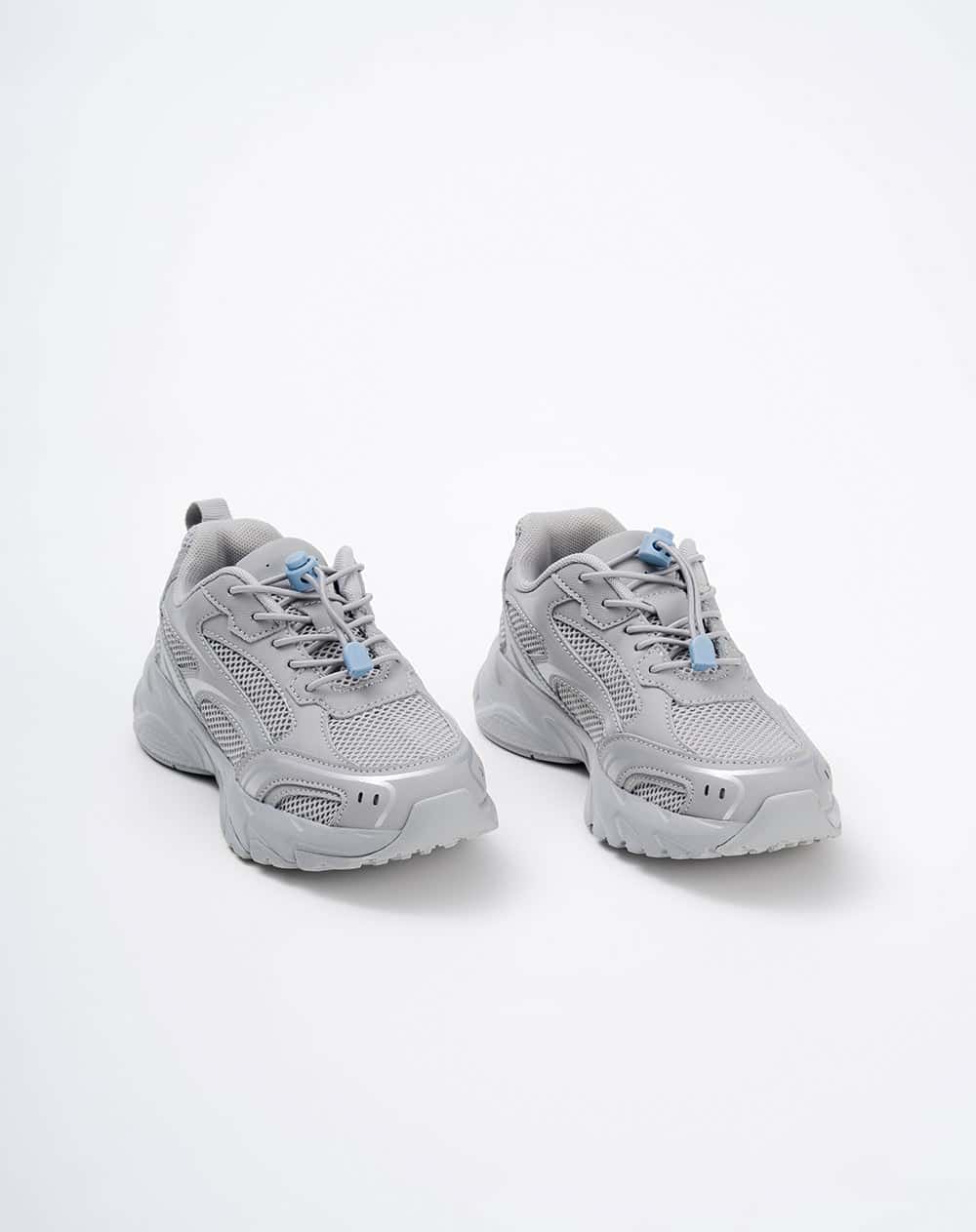 Zapatos tenis gris niño