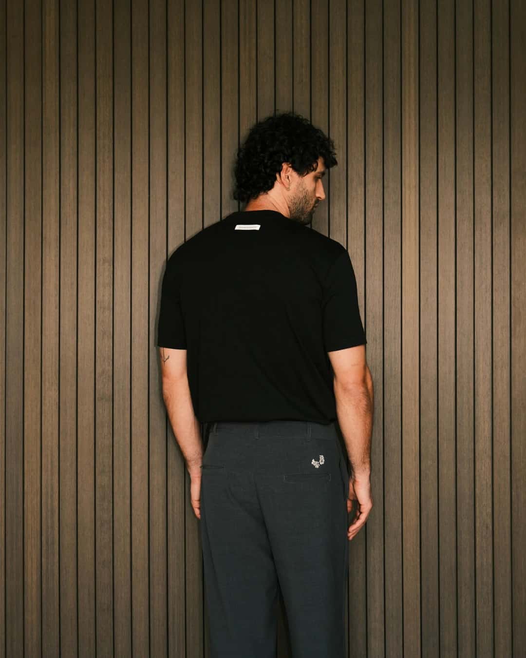 B BLACK TAPE T-SHIRT - miniatura 3