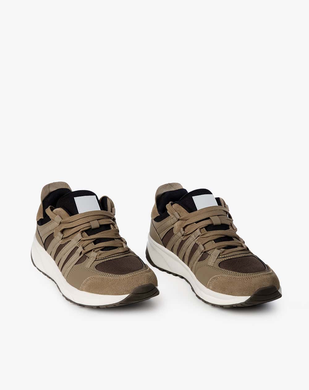 Tenis deportivos café hombre