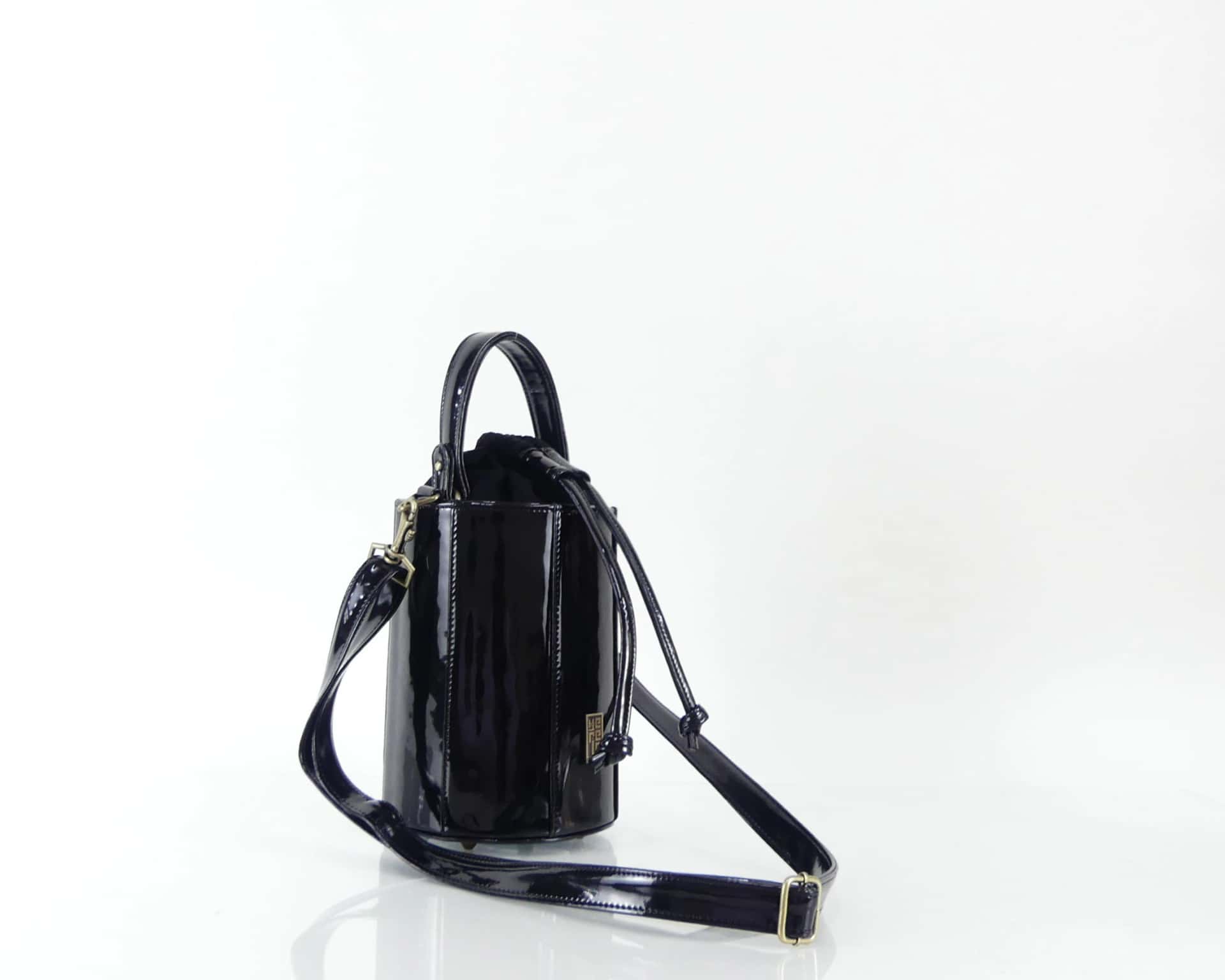 CARTERA MANOS LIBRES DUNNA CHAROL
