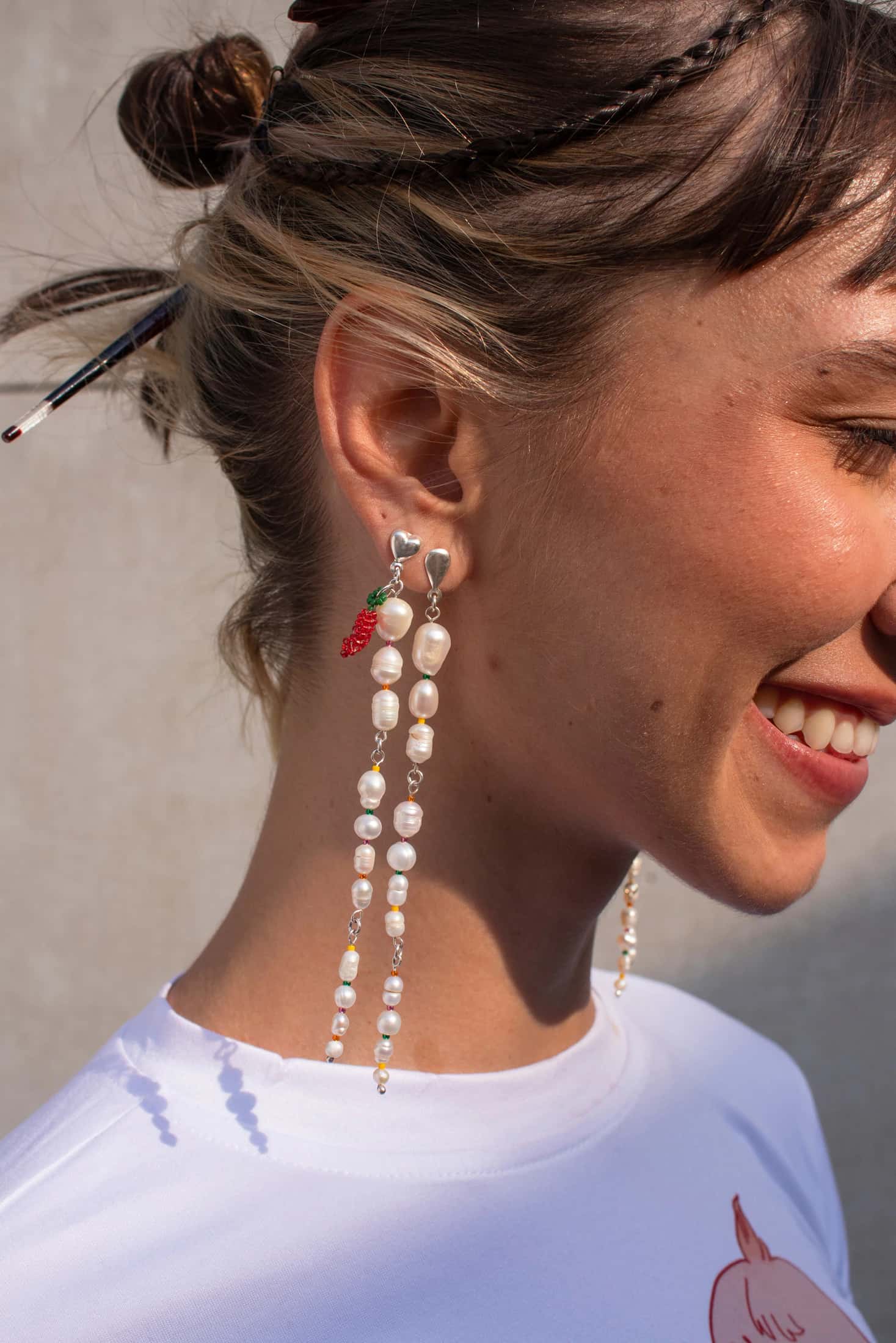 ASCENDING PEARL EARRINGS 