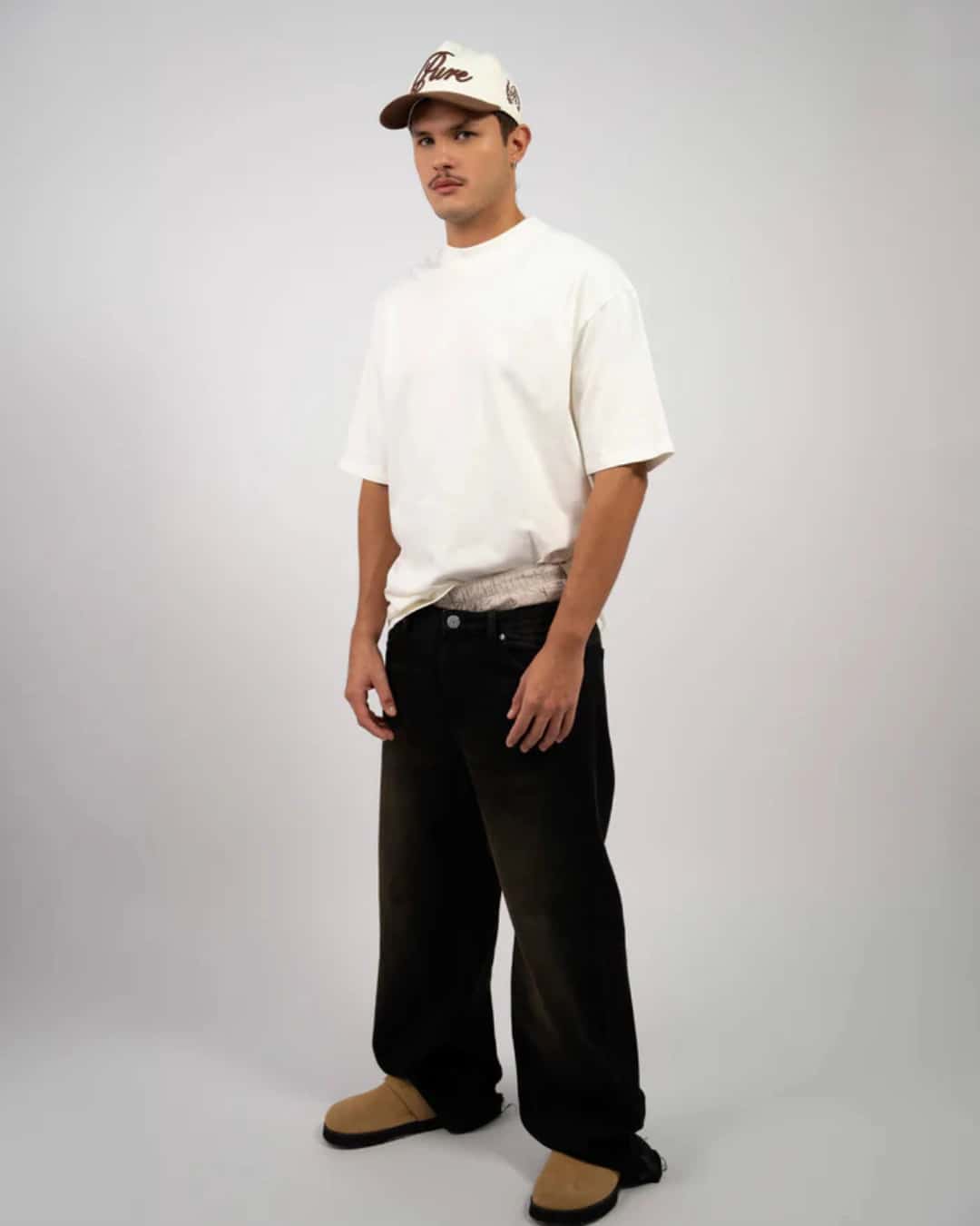 CLASSIC WHITE T-SHIRT - miniatura 4
