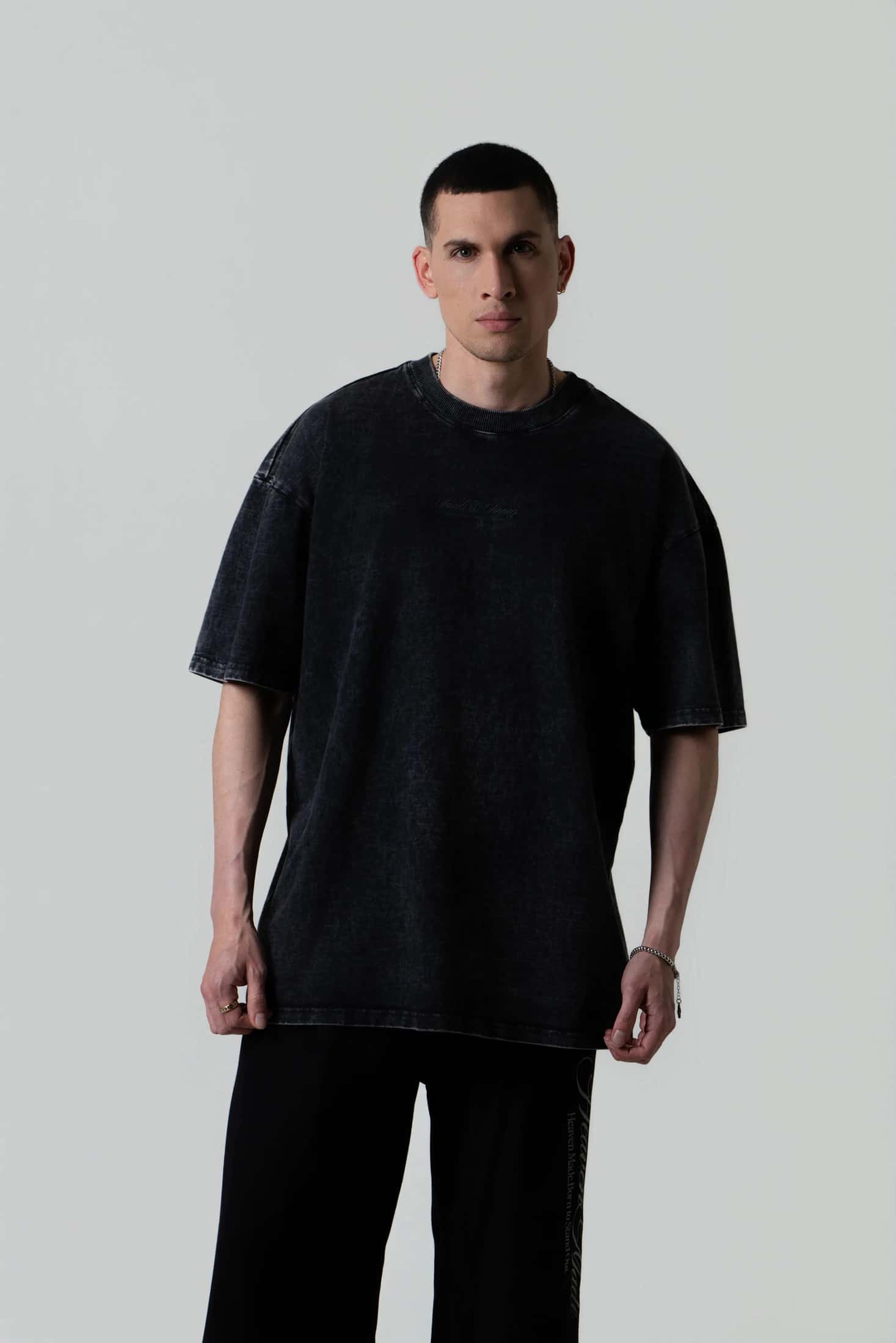 CAMISETA PREMIUM MANGA CORTA COLOR GRIS OSCURO