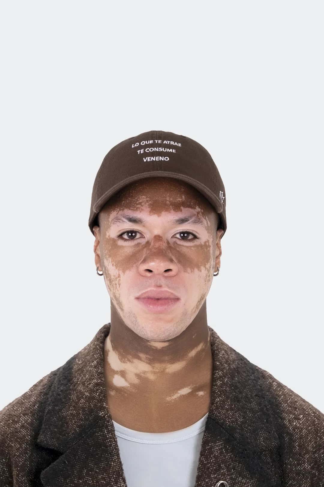 VENENO GORRA LO QUE TE ATRAE TE CONSUME