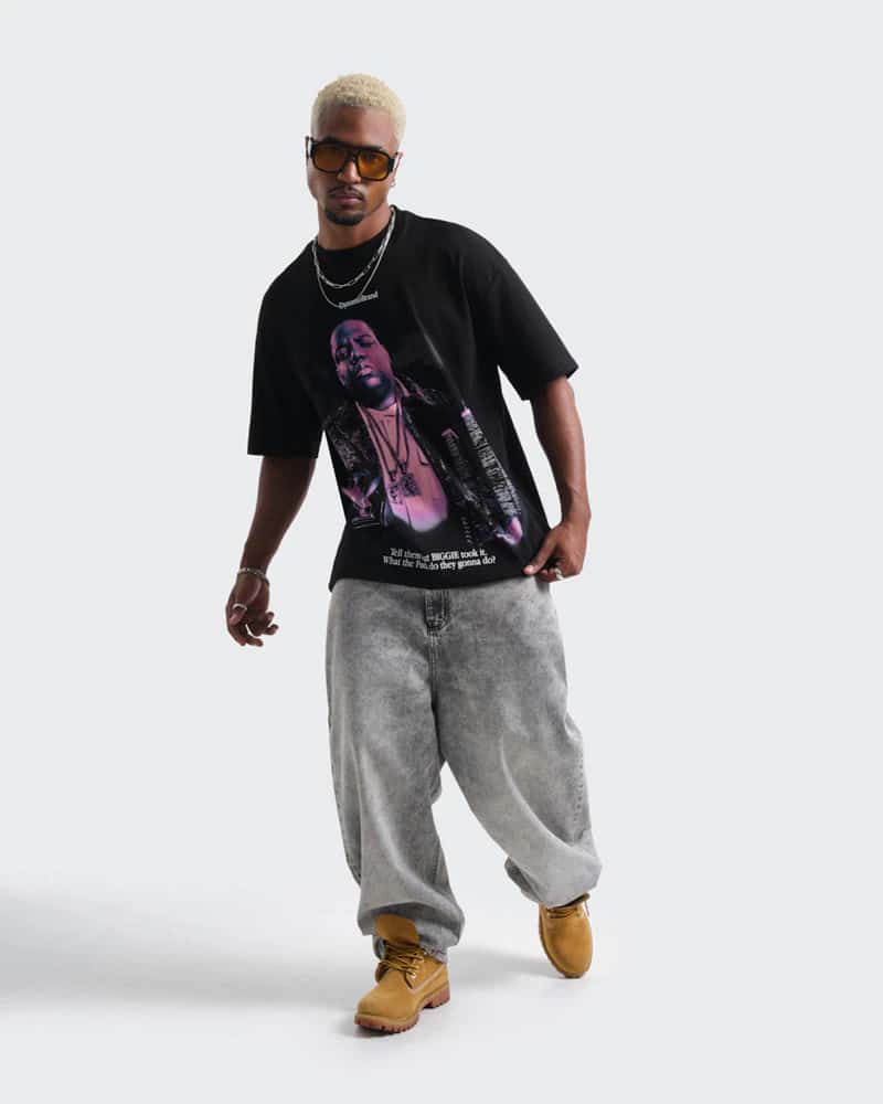 Camiseta Negra Oversize Legends - miniatura 2
