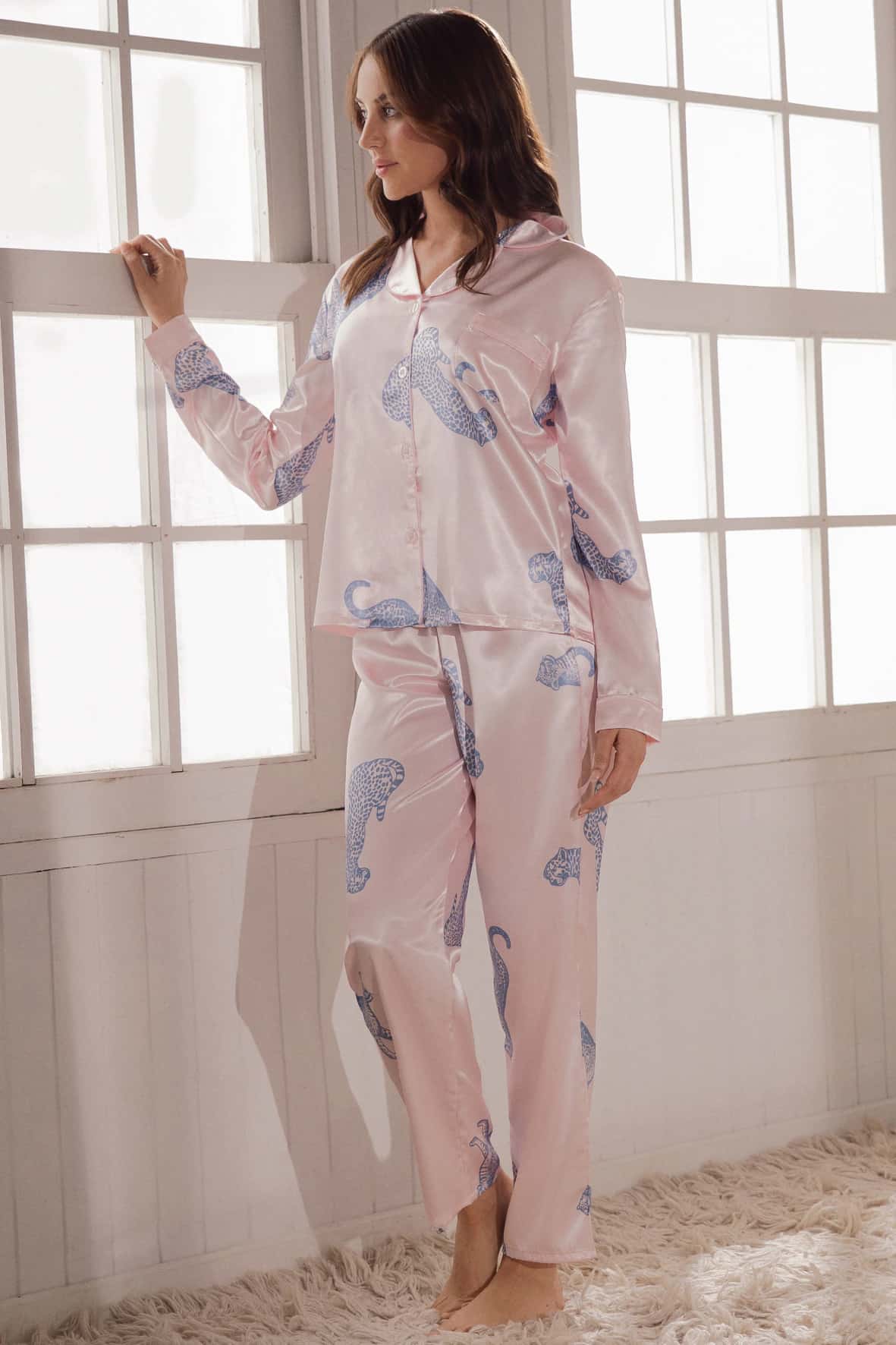 Pijama de Satín con Pantalón Largo y Camisa | Marca Aliada - miniatura 4