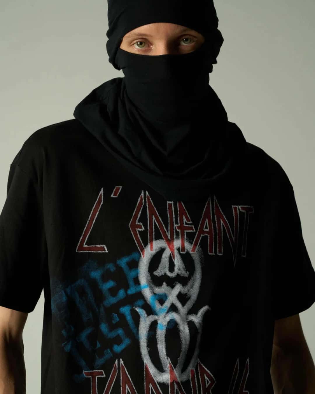 L'ENFANT MONOGRAM BLACK T-SHIRT - miniatura 4