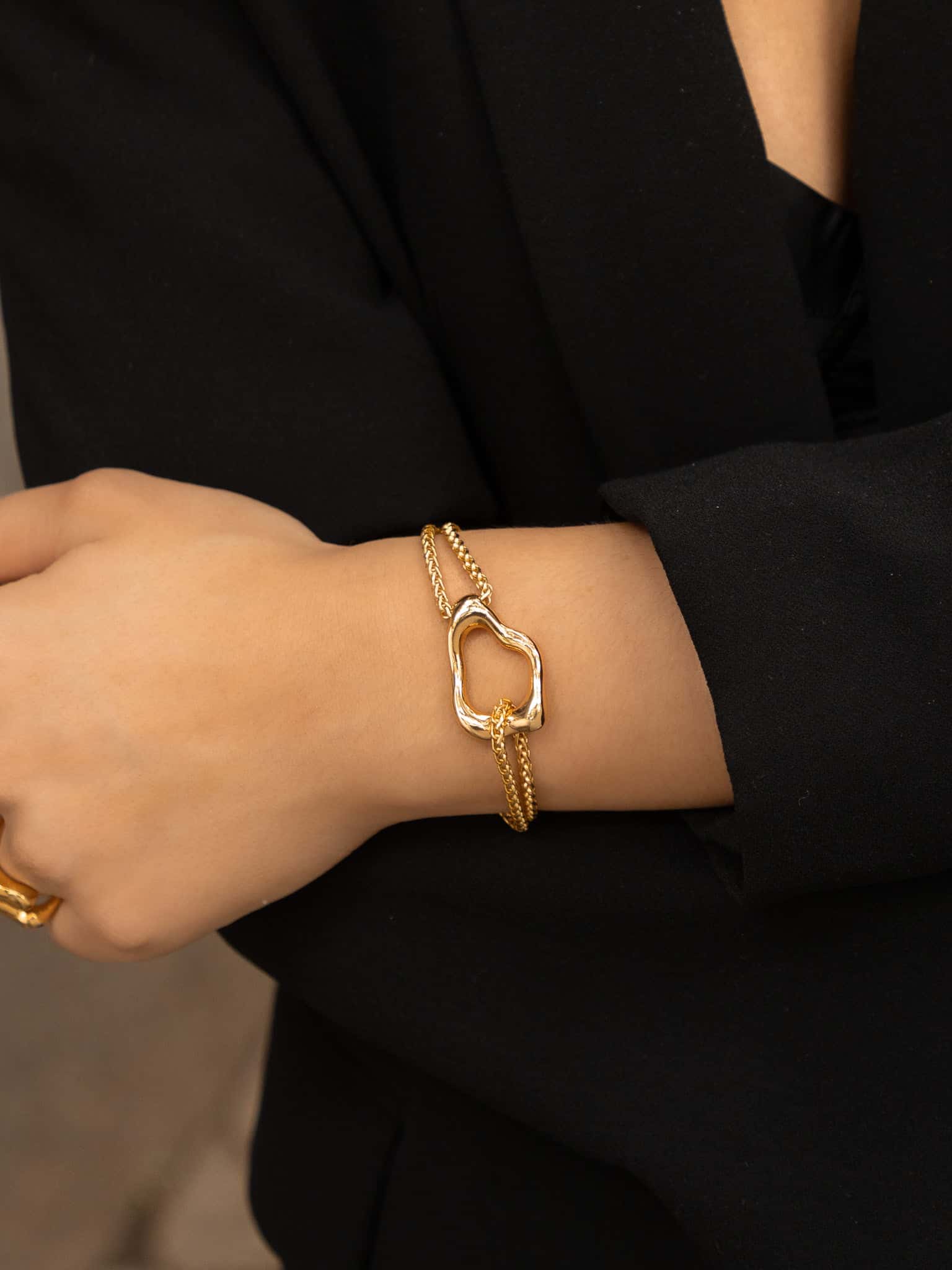 Pulsera Silueta Amorfa + Aretes