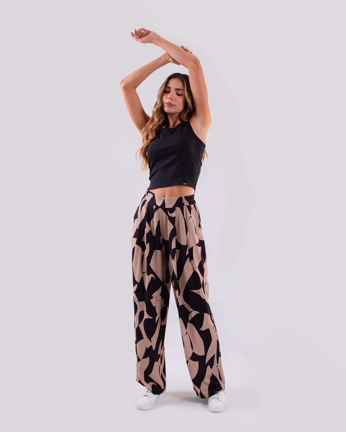 Blusa negra para mujer