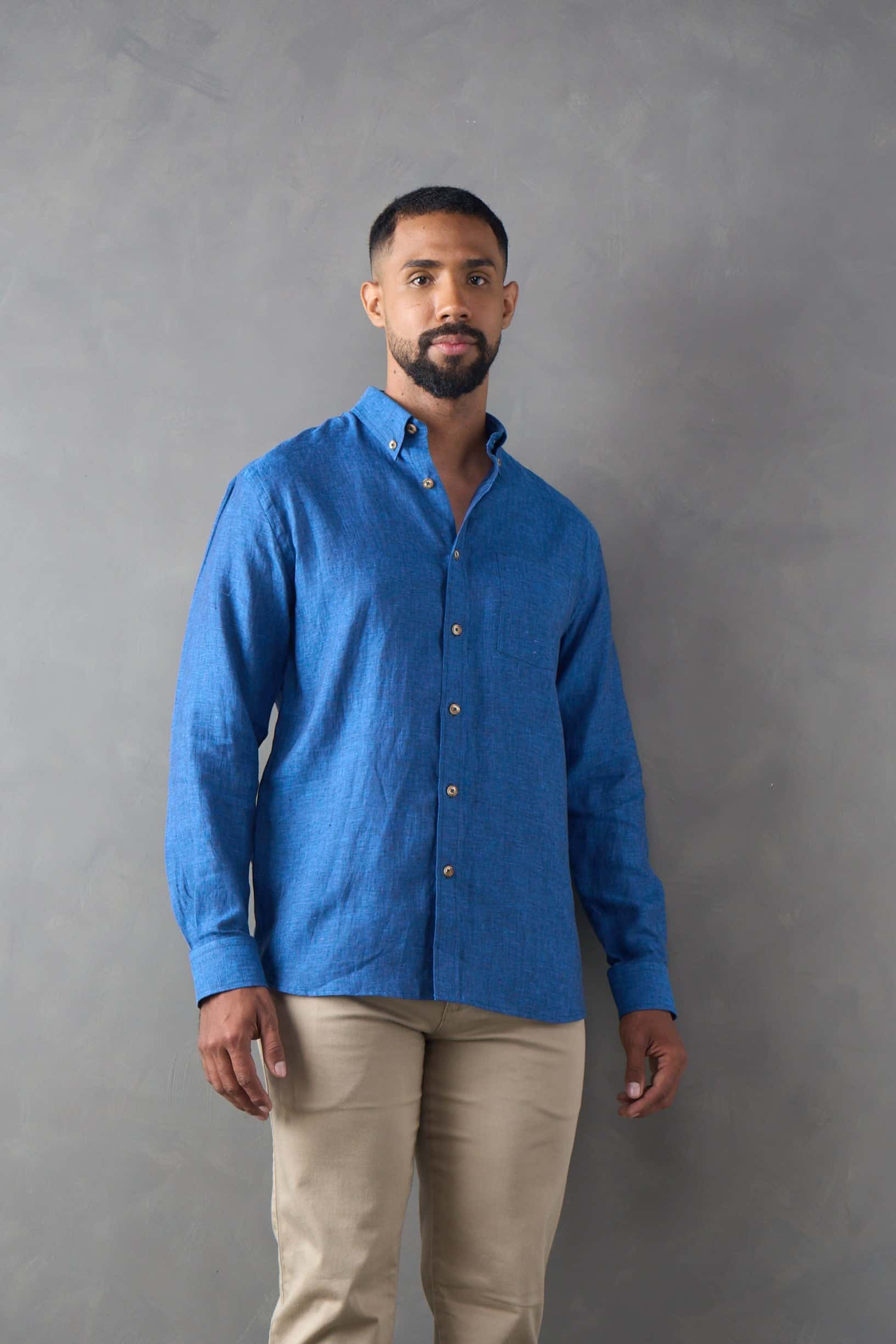 Camisa manga larga regular fit azul oscuro 100% lino