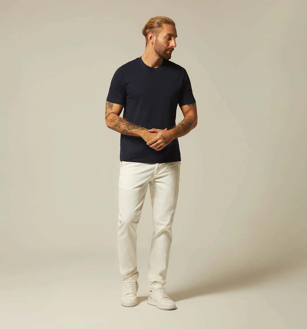 Camiseta para hombre con bordado