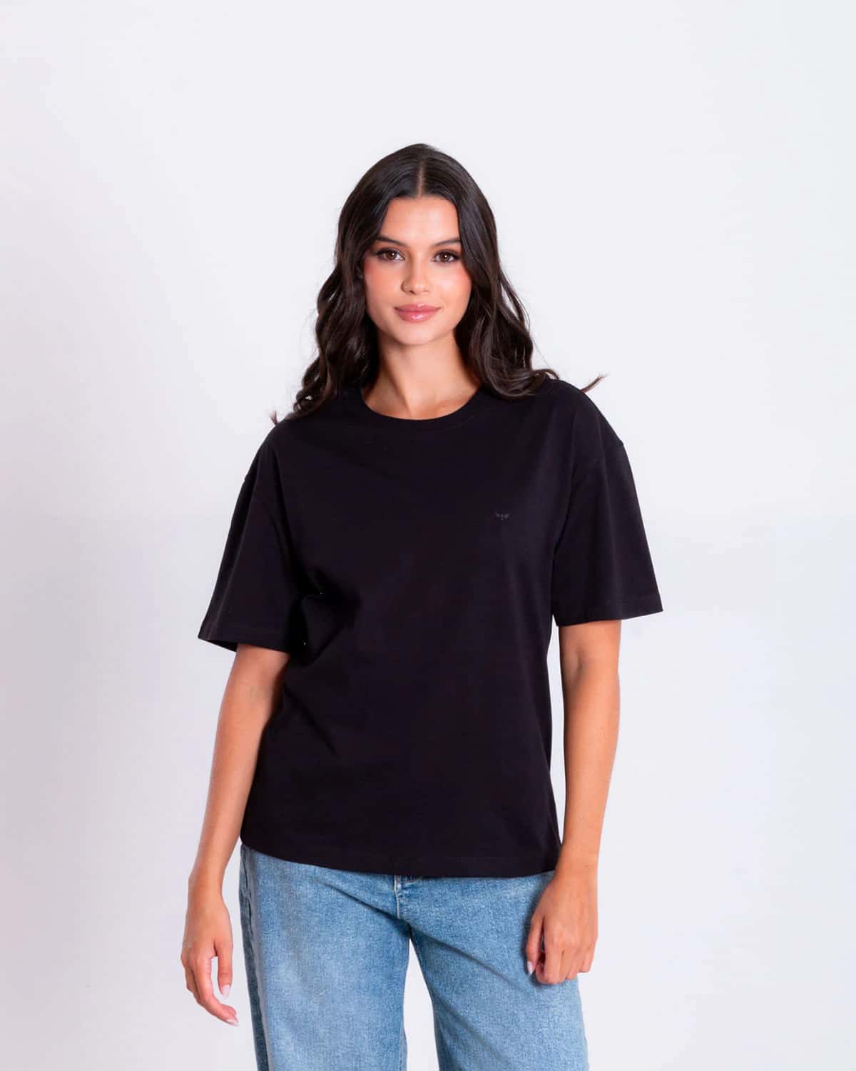 Camiseta negra para mujer