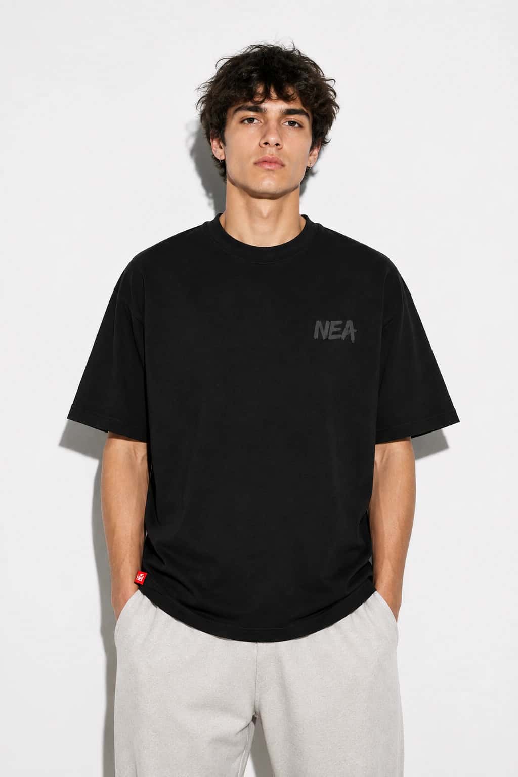 CAMISETA OVERSIZE CUBANO NEGRO NEA - miniatura 4