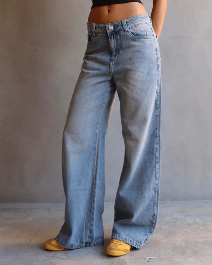 JEAN WIDE LEG FIT AZUL CLARO
