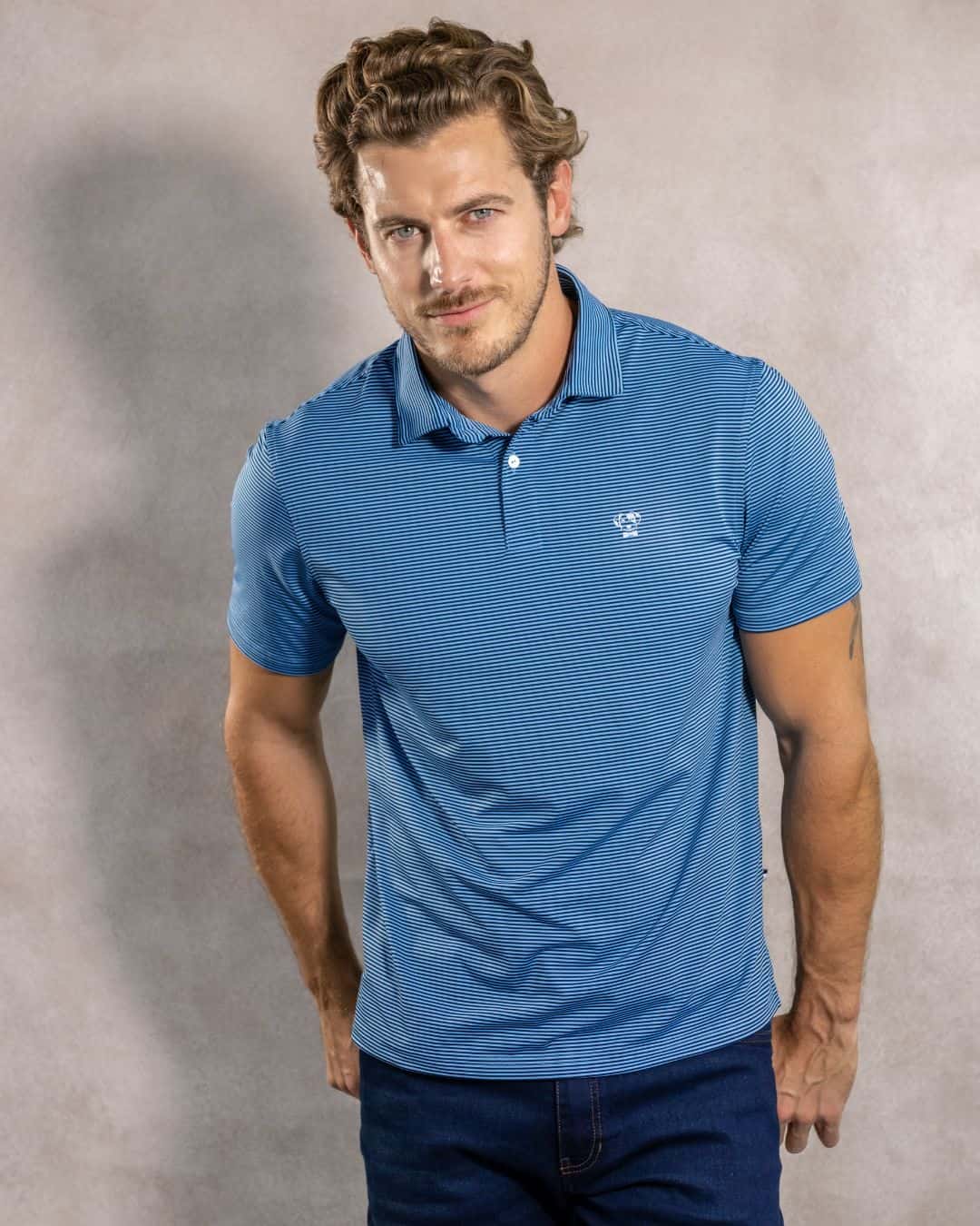 Bundle 2 Polos Performance Antiarrugas | 15% OFF - miniatura 7