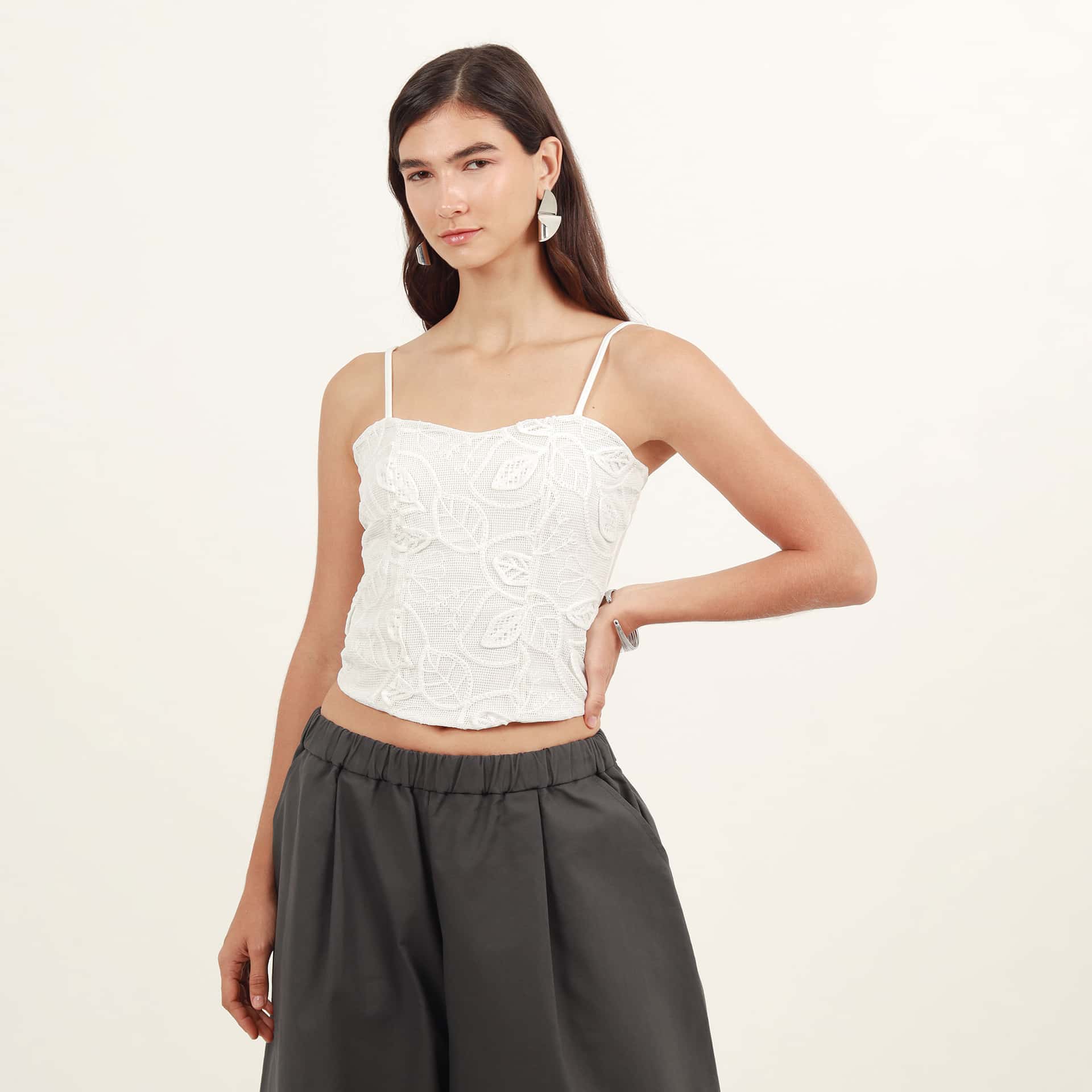 Camiseta de tirantes con bordado floral - miniatura 4