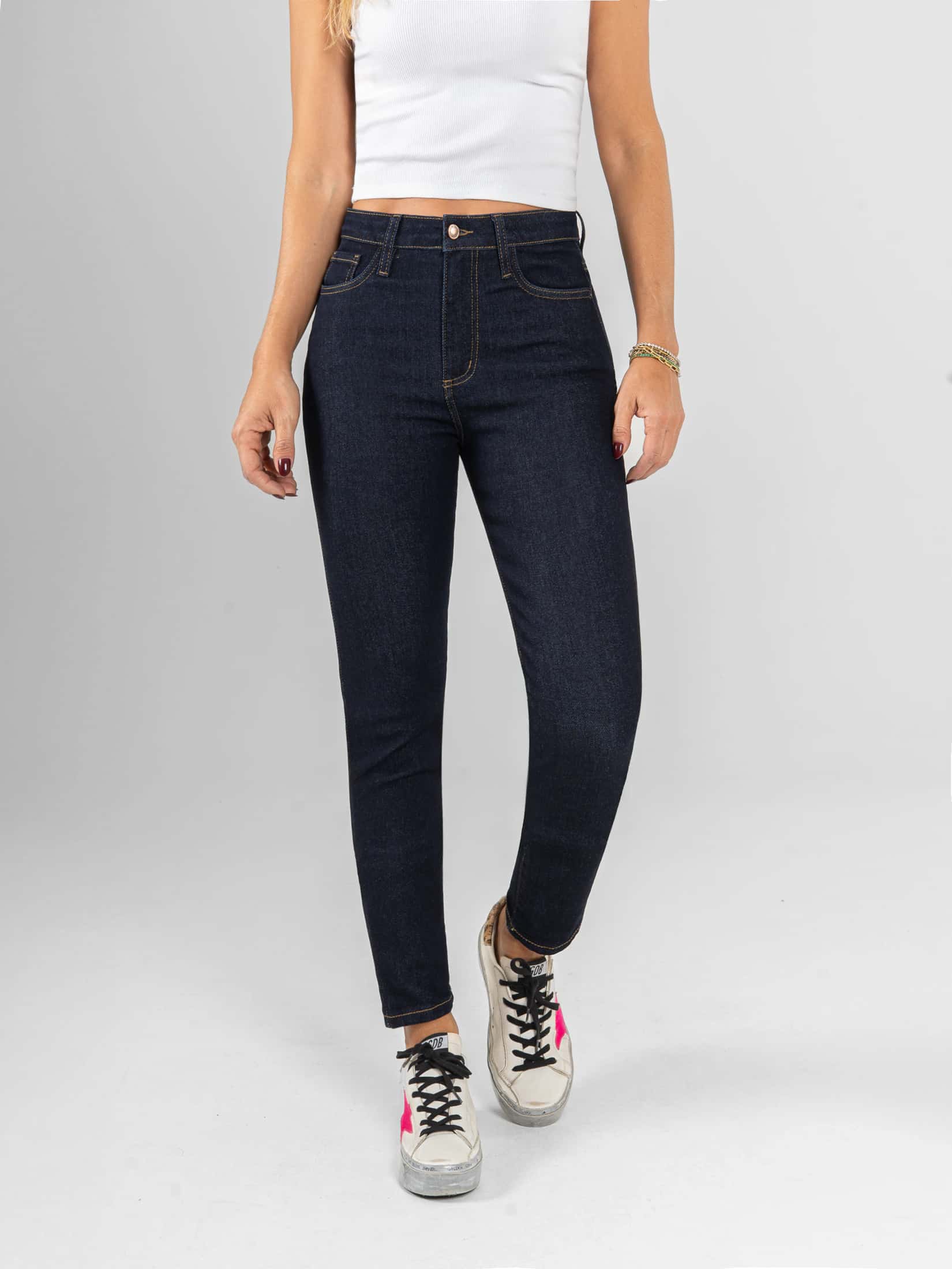 Ref: 066348 Jean Skinny stretch, tiro alto, tono azul oscuro.