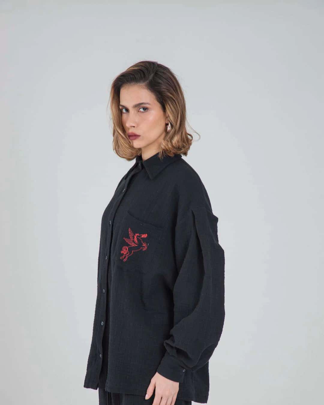 PEGASUS BLACK SHIRT - miniatura 2