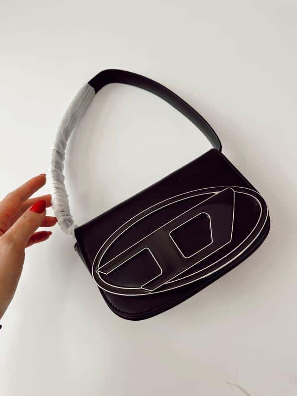 BOLSO DIESEL NEGRO - miniatura 2