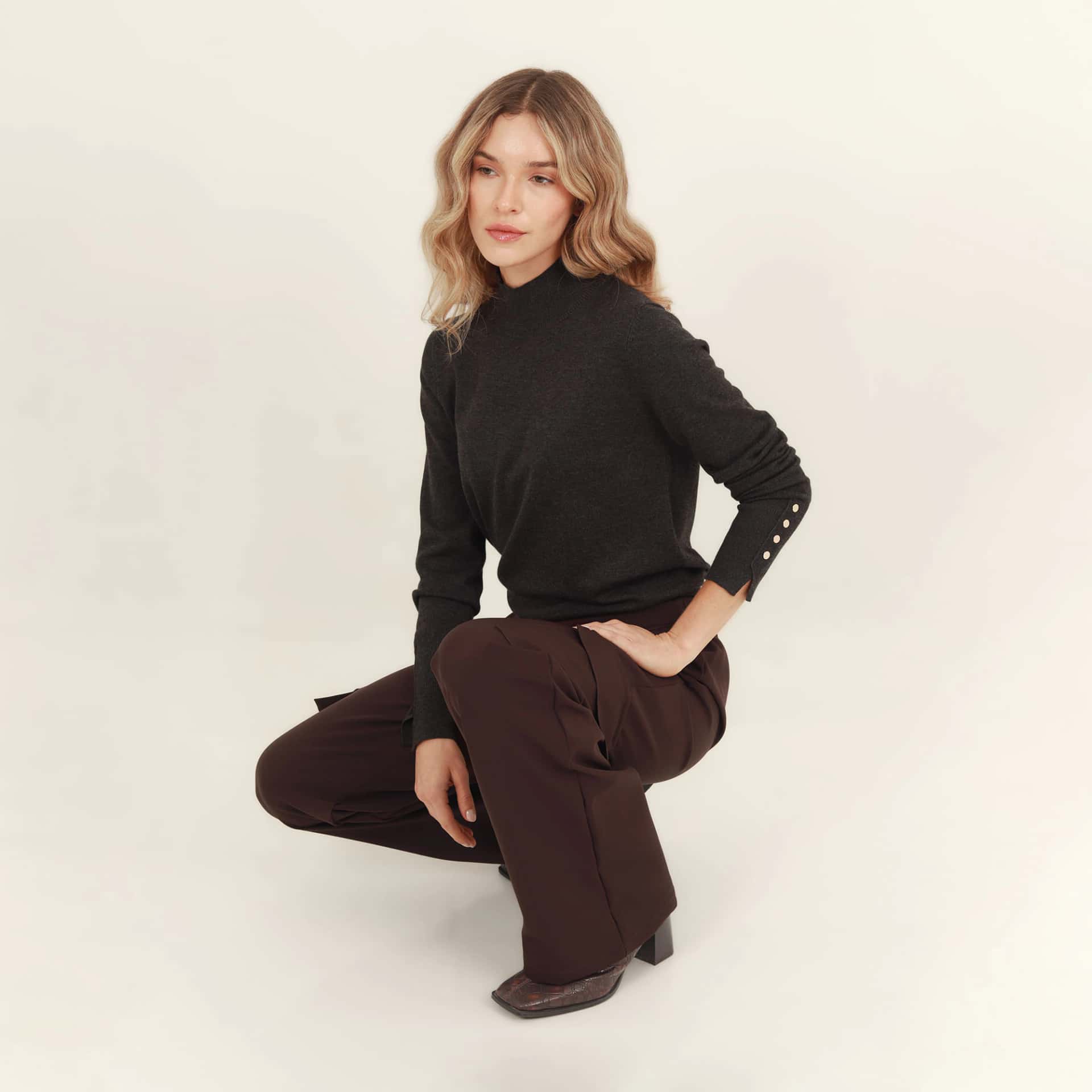Pantalon tiro medio bota recta