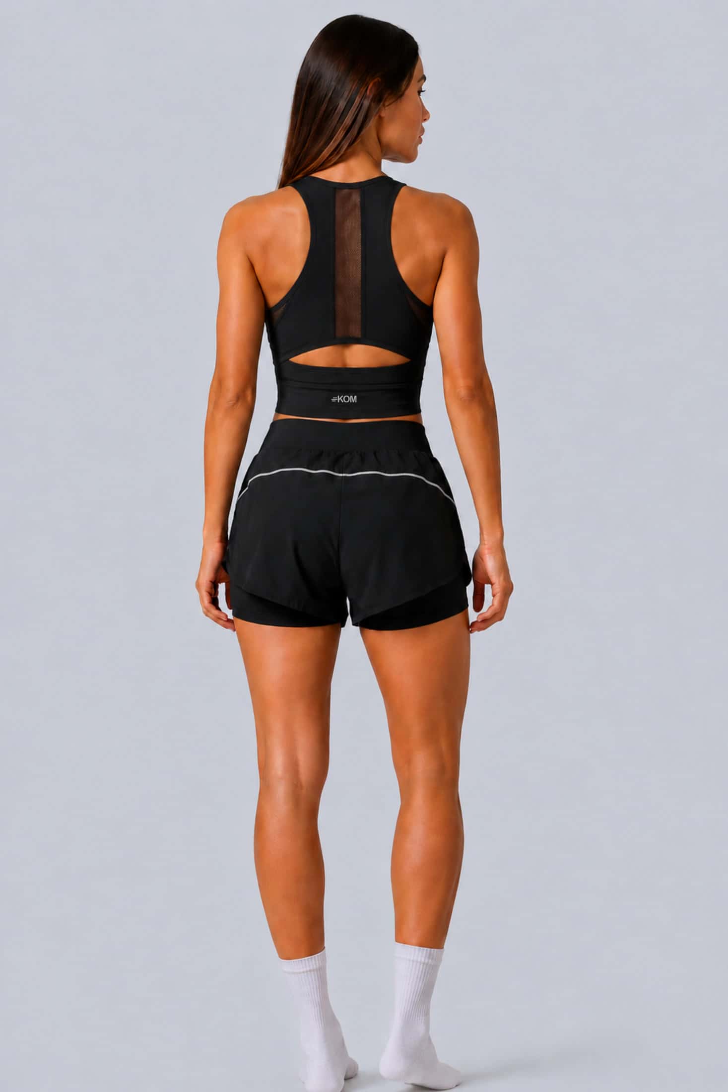 Short Running Deportivo Mujer Línea Giro PLUS con Boxer Interno y Bolsillos - miniatura 2