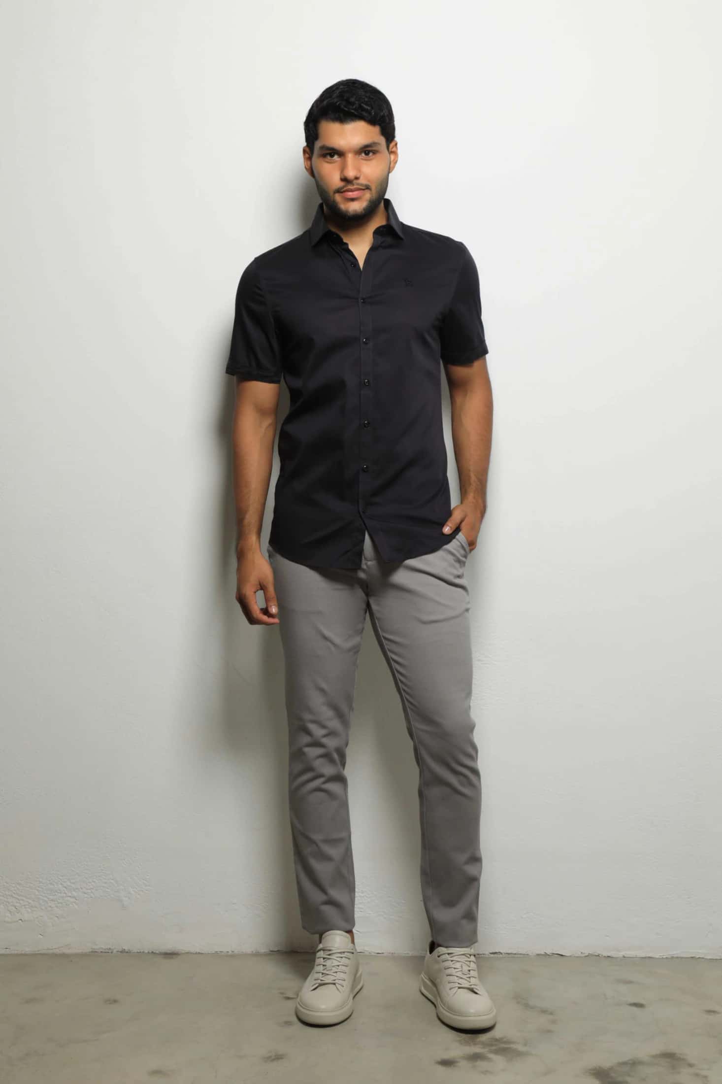 Camisa Manga Corta Negro/Satín