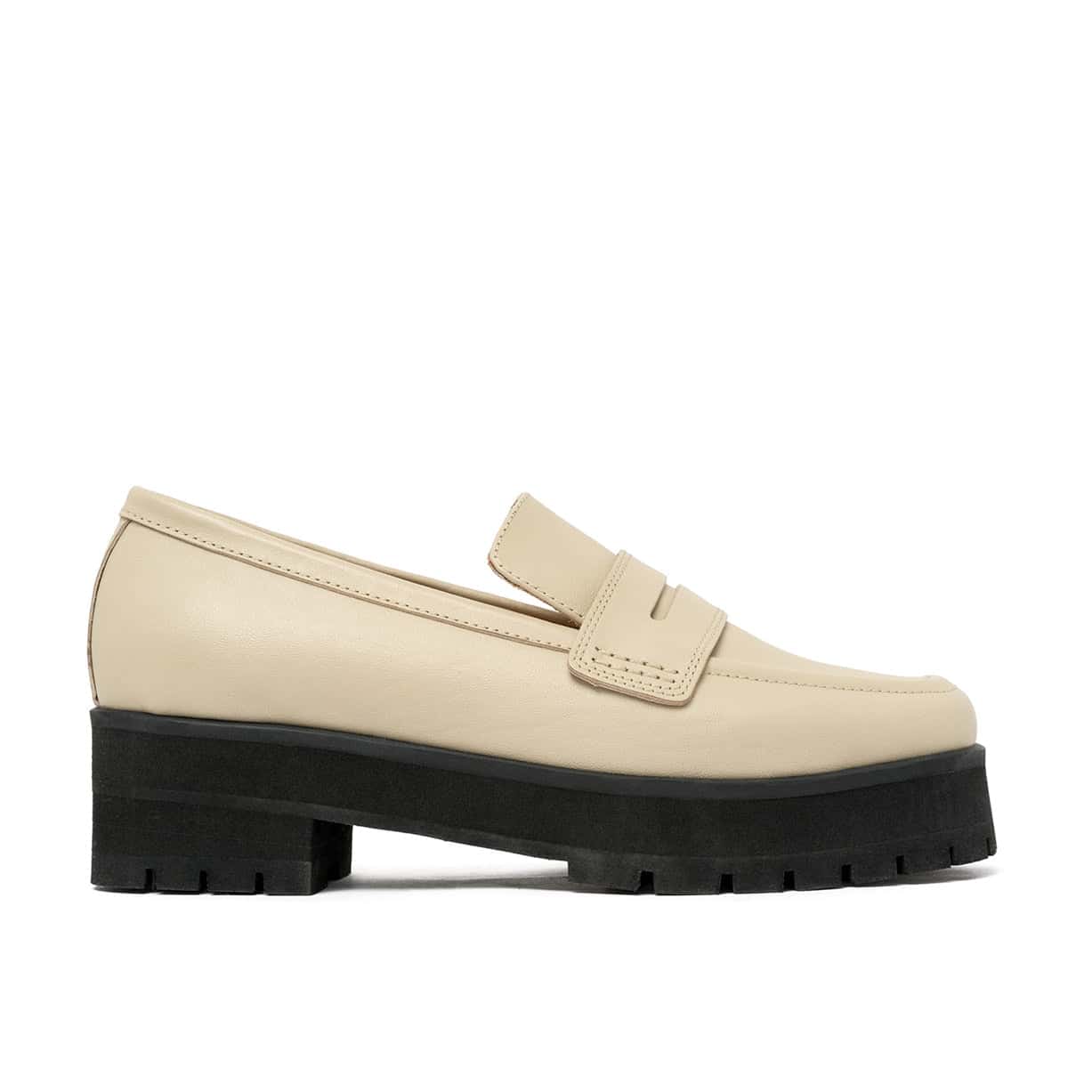 MONIQUE CREME  LOAFERS