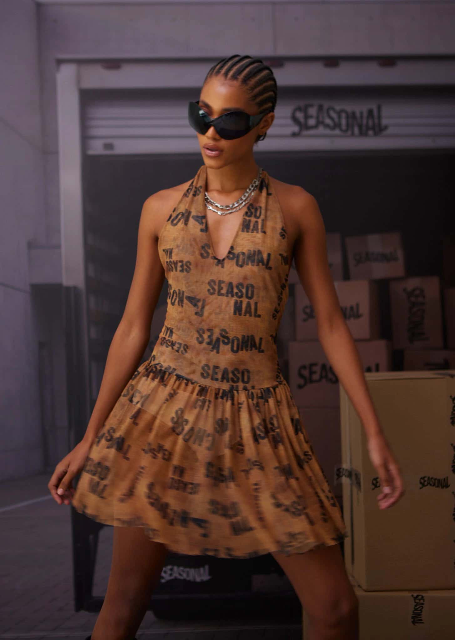 SEASONAL MESH DRESS