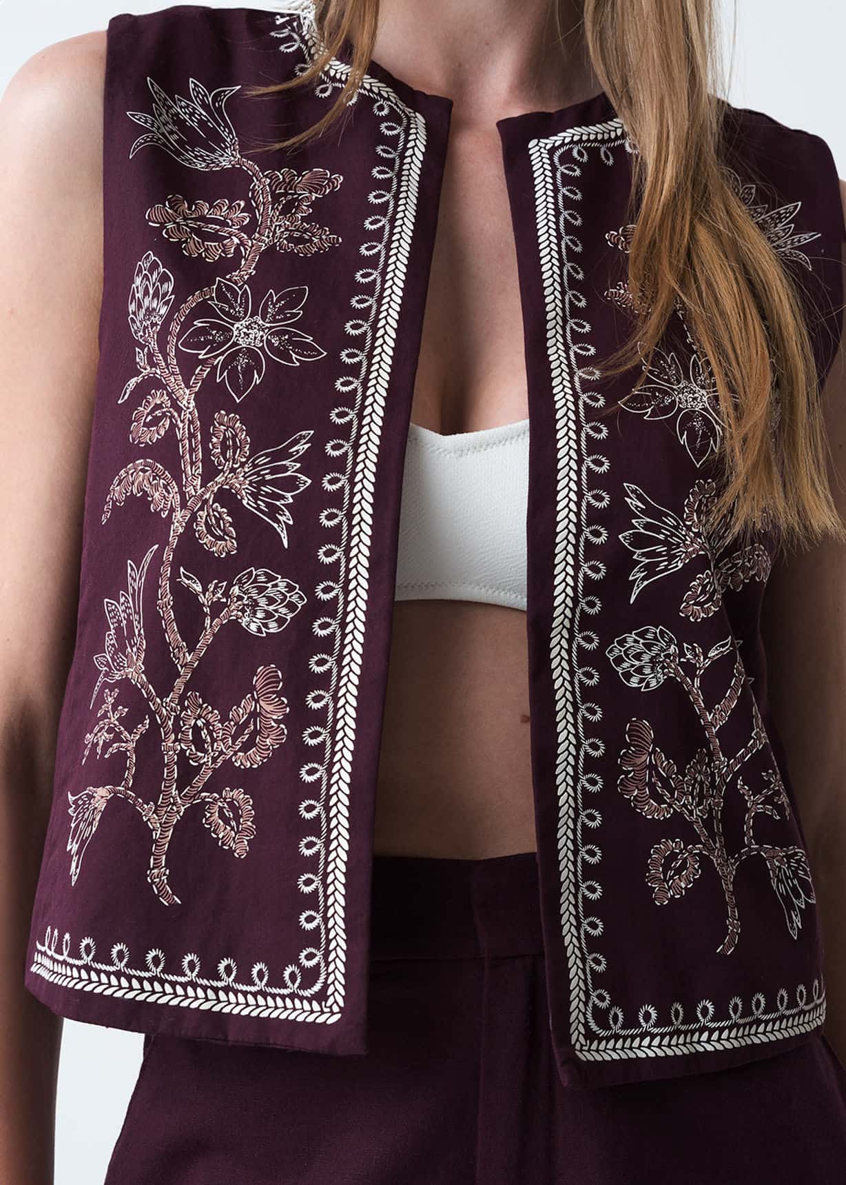 Chaleco con estampado en frente