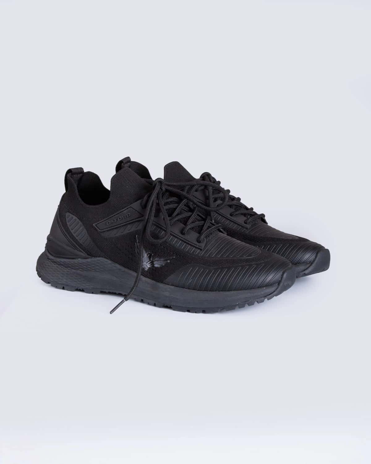 Calzado negro para hombre