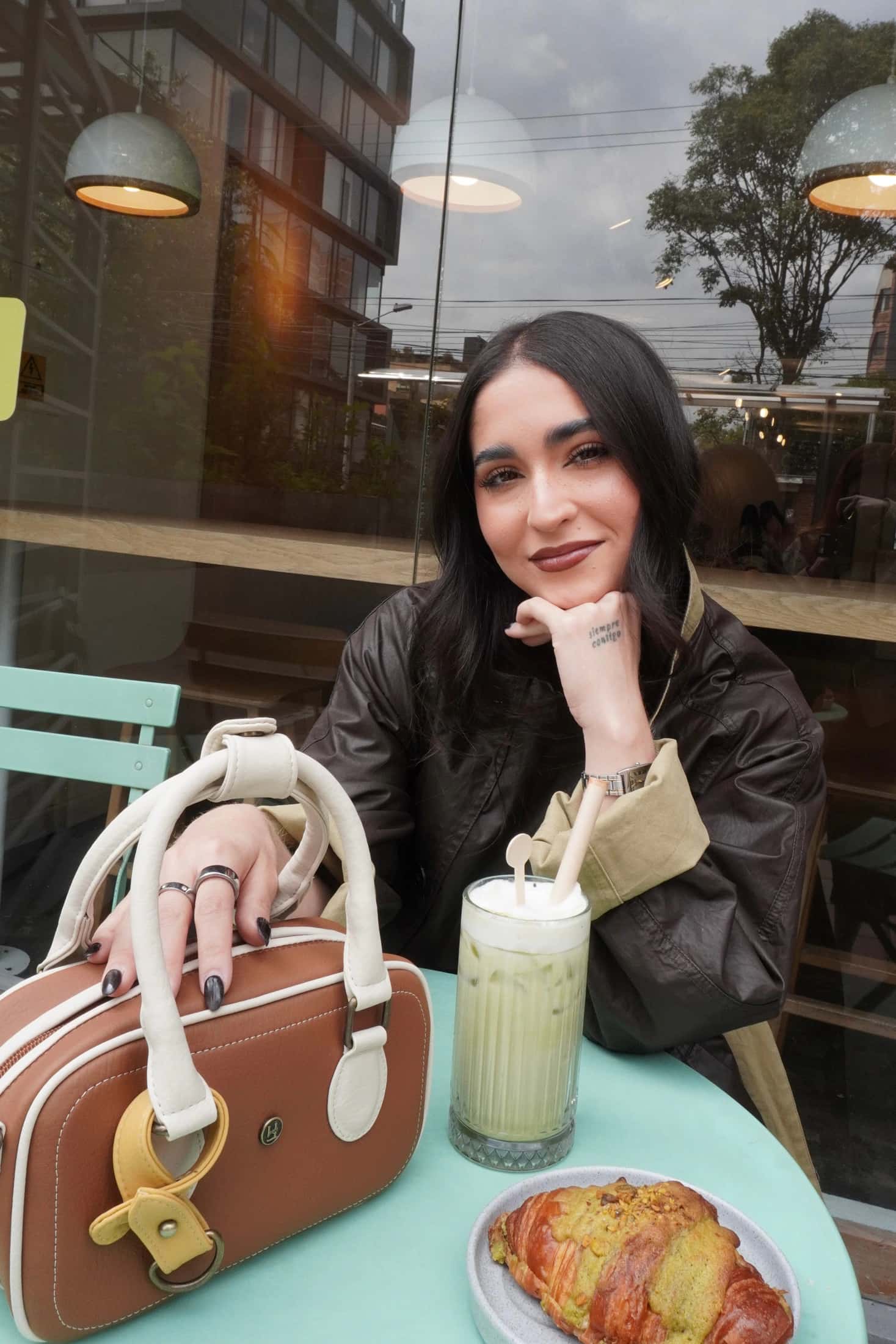 CARTERA MANOS LIBRES LA BAGUETTE MEDIANA - miniatura 3