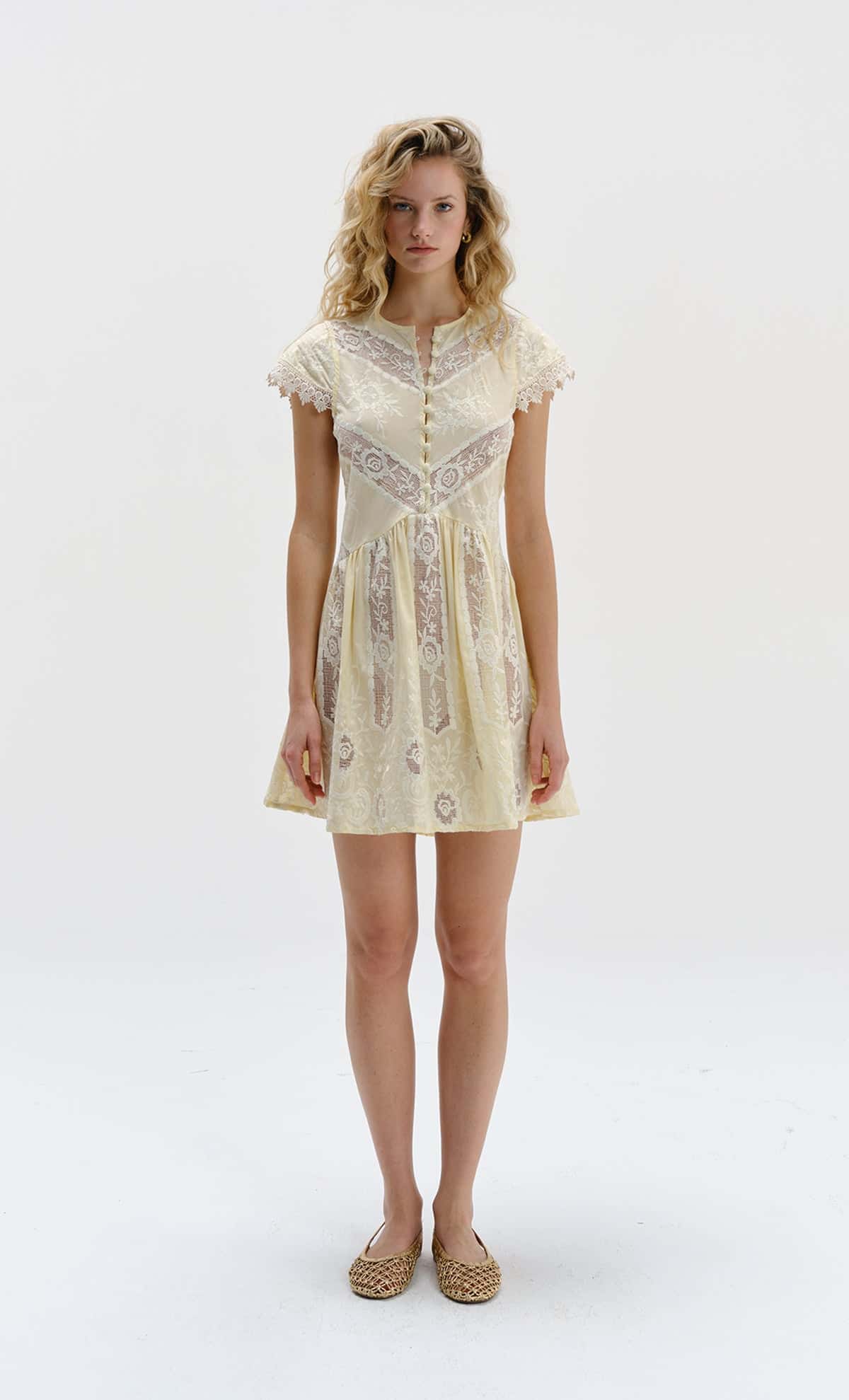 Vestido corto Almendra