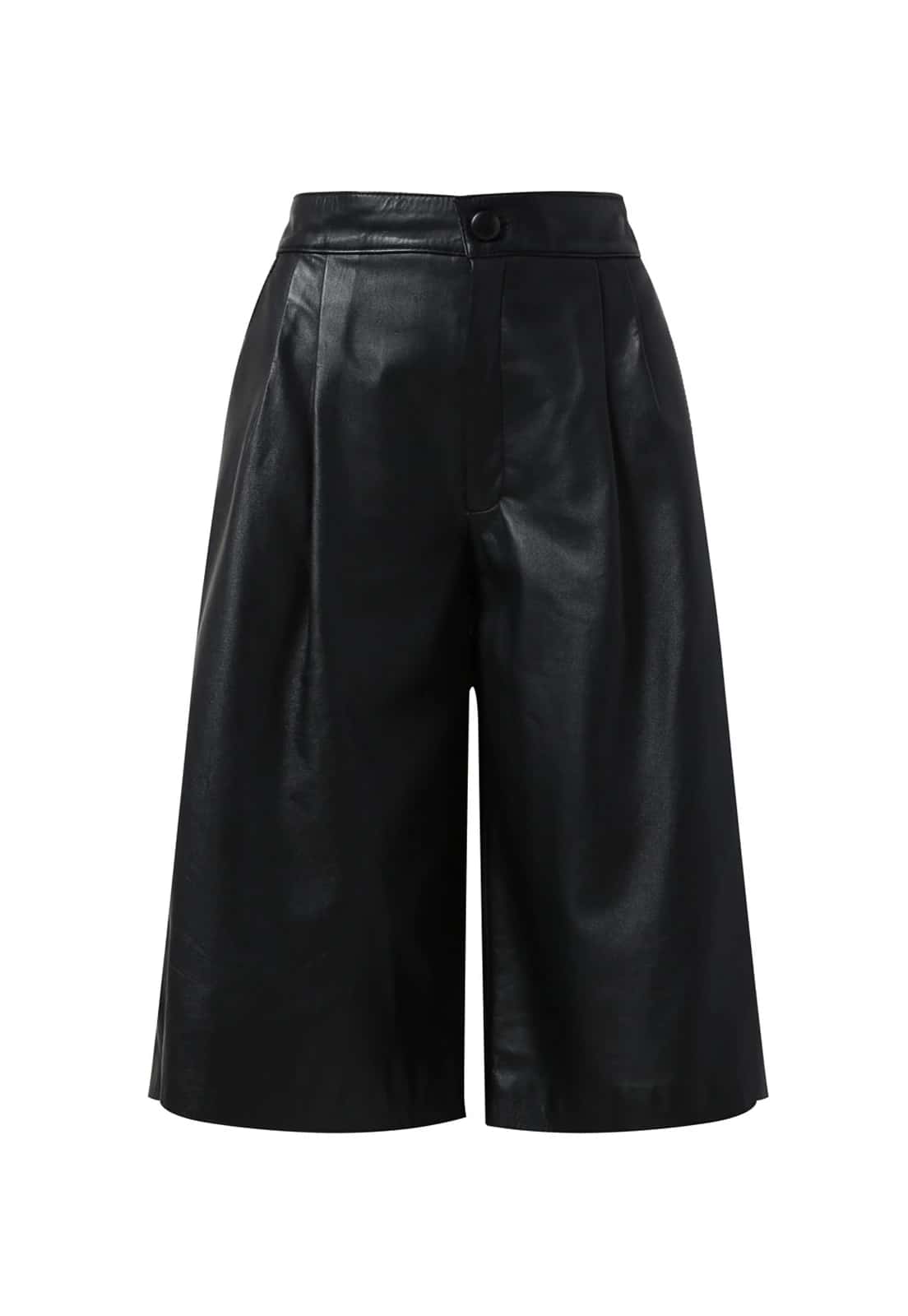 PLEATED LEATHER BERMUDA SHORTS