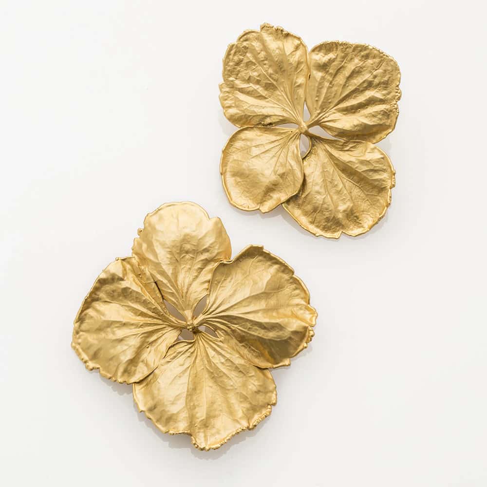 Hydrangea Studs