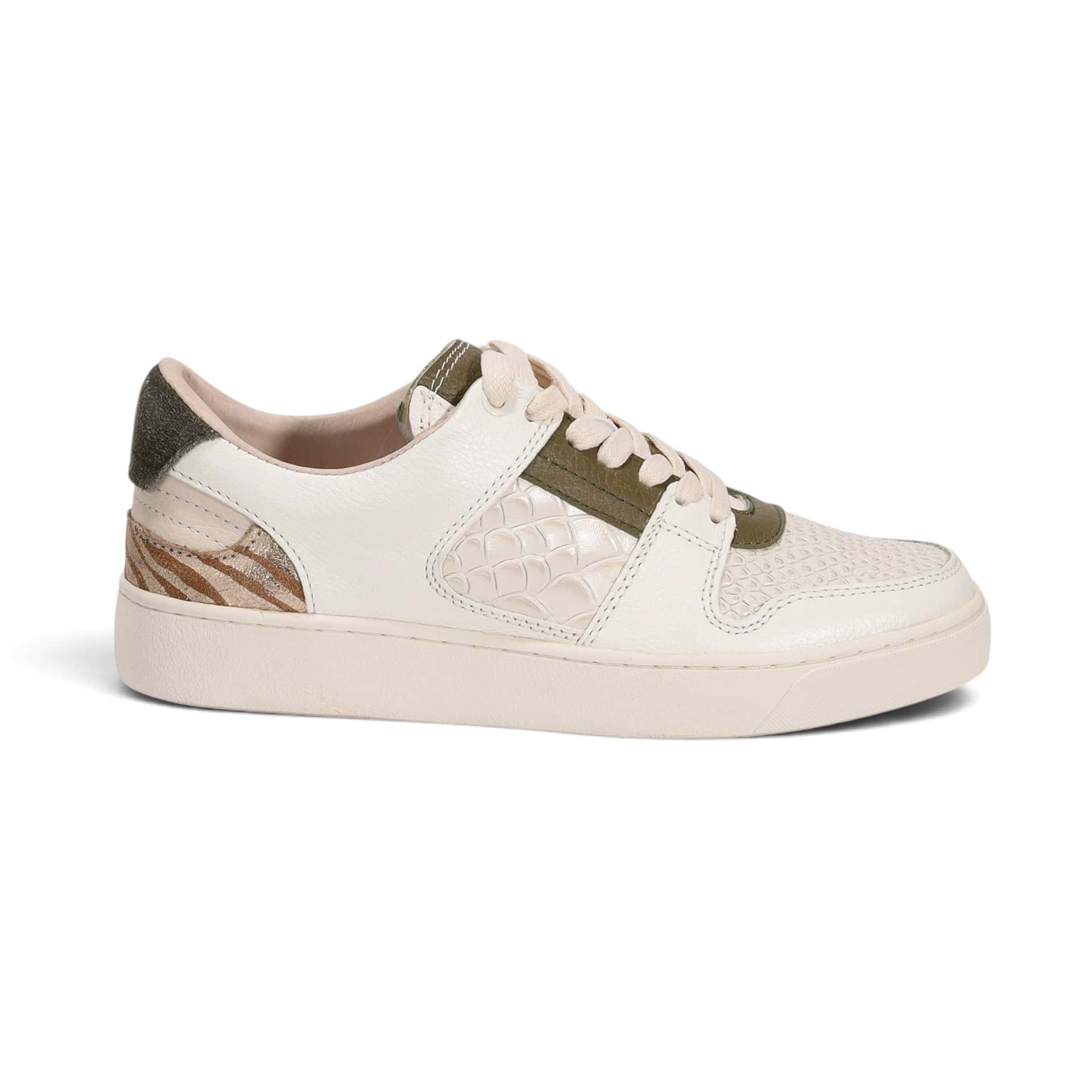 AVORA TENIS EN CUERO
