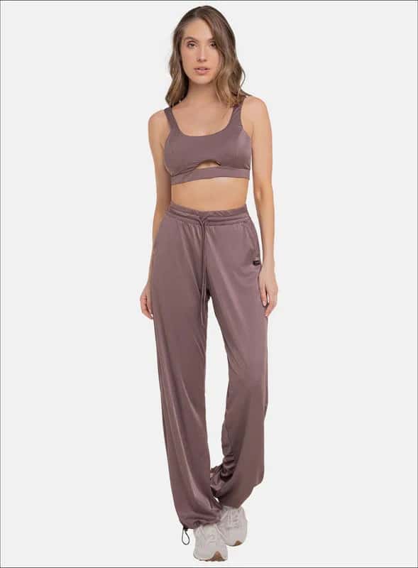 Pantalón casual en tela rib - PRECIO ESPECIAL