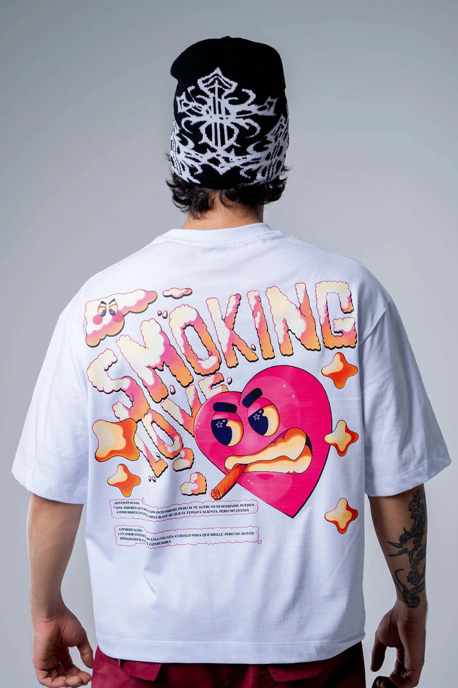 Camiseta Smoking Love
