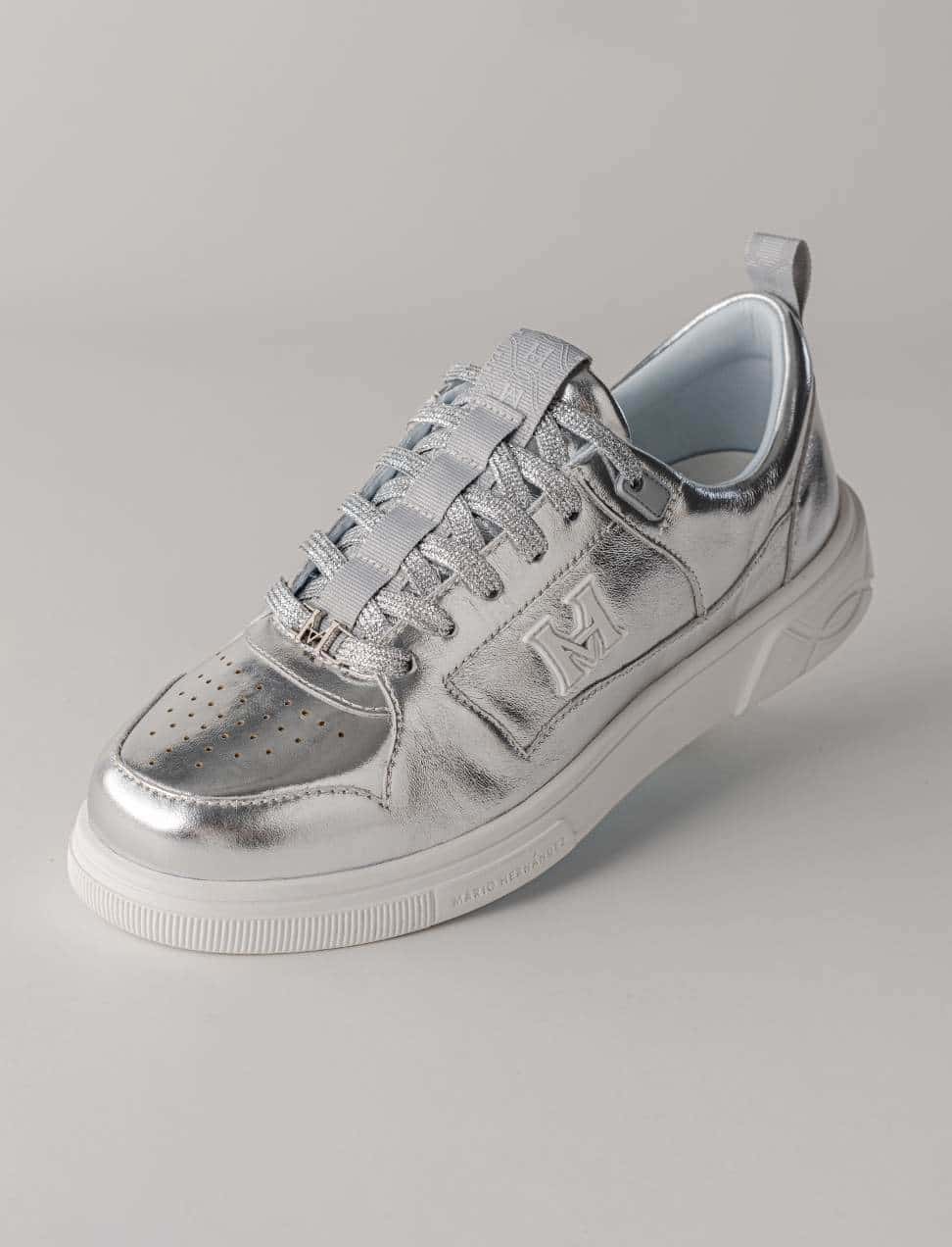 Tenis Saga Plata