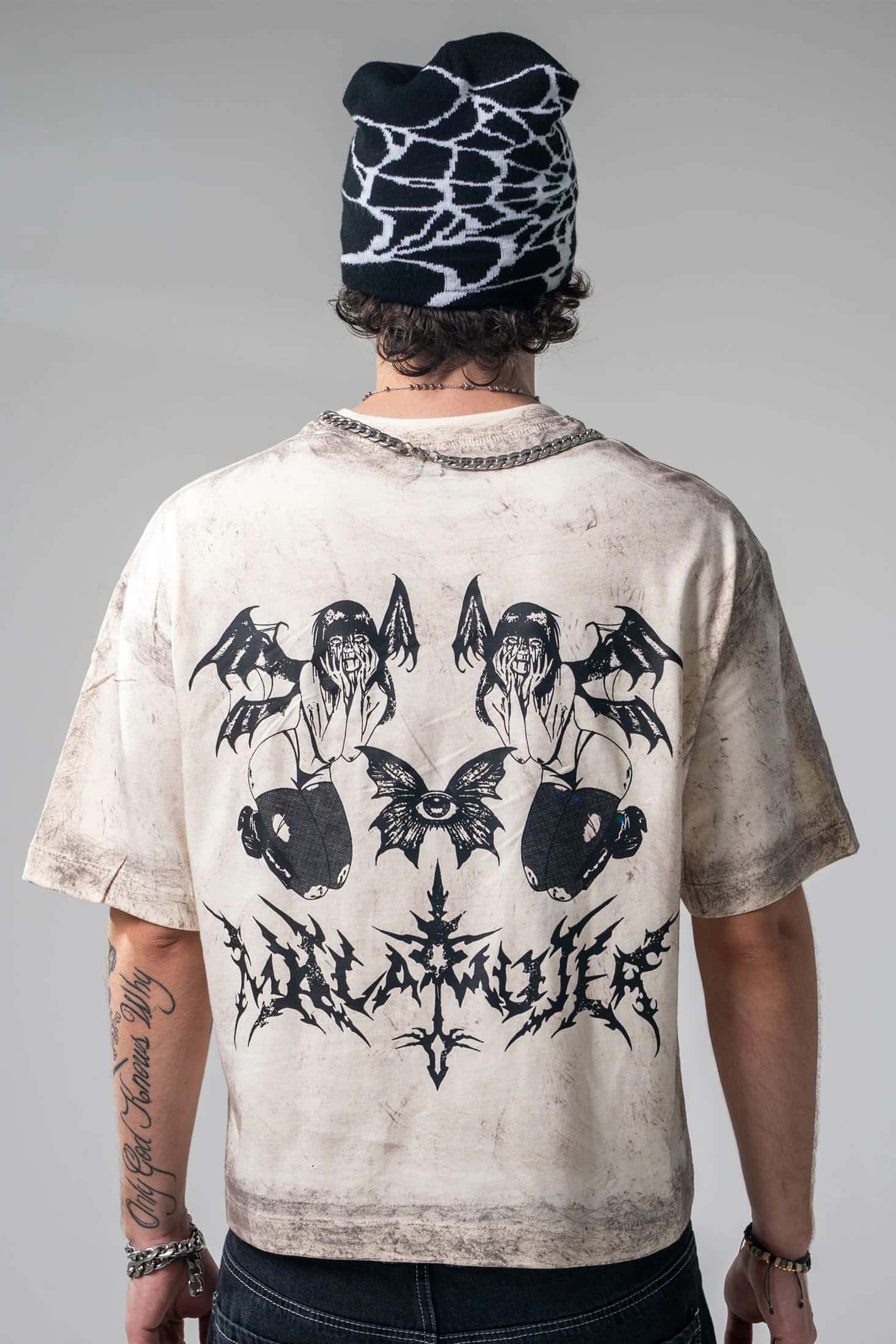 Camiseta Distressed Hadas Góticas