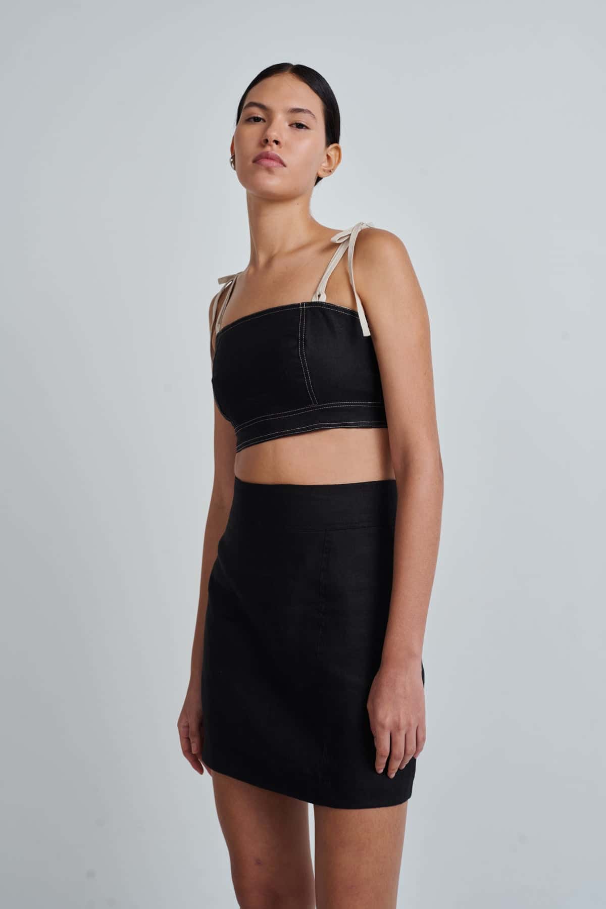 TULI TOP NATURAL/BLACK