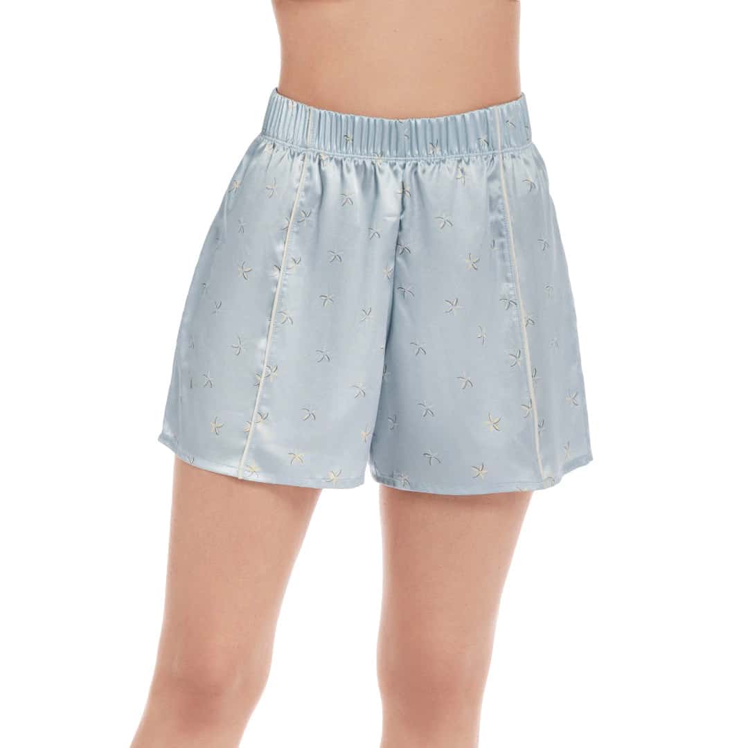 SHORT DE PIJAMA CON VIVO DECORATIVO