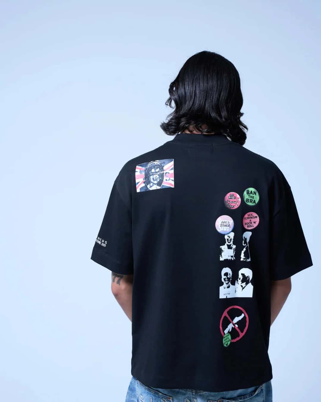 STAMPS BLACK T-SHIRT - miniatura 2
